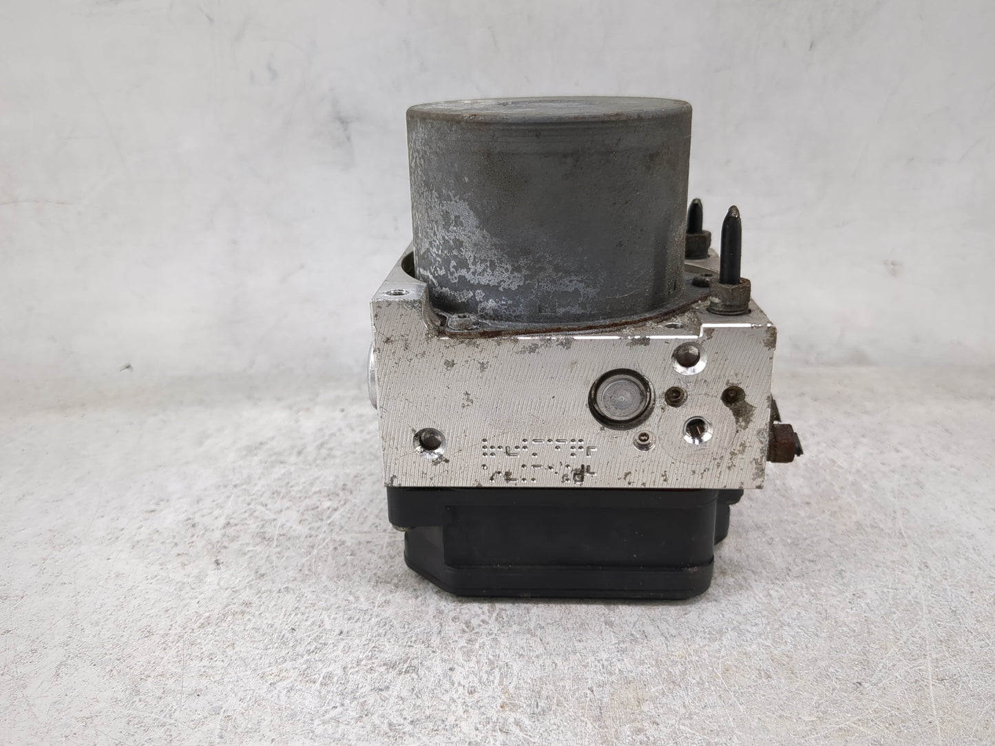 2016-2018 Toyota Rav4 ABS Pump Control Module Replacement P/N:44540-0R170 89541-0R110, 133000-51150 Fits Fits 2016 2017 2018
