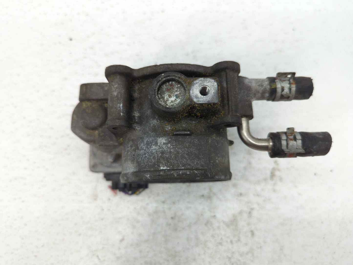2009-2018 Toyota Rav4 Throttle Body P/N:22030-0V010 Fits Fits 2009 2010 2011 2012 2013 2014 2015 2016 2017 2018 2019 OEM Use