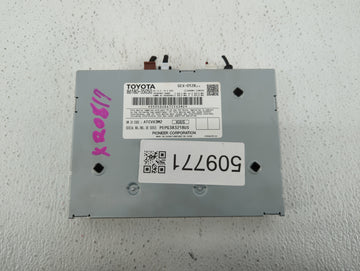 2016-2018 Toyota Rav4 Radio AM FM Cd Player Receiver Replacement P/N:86180-35050 86100-42243 Fits OEM Used Auto Parts - Oemu