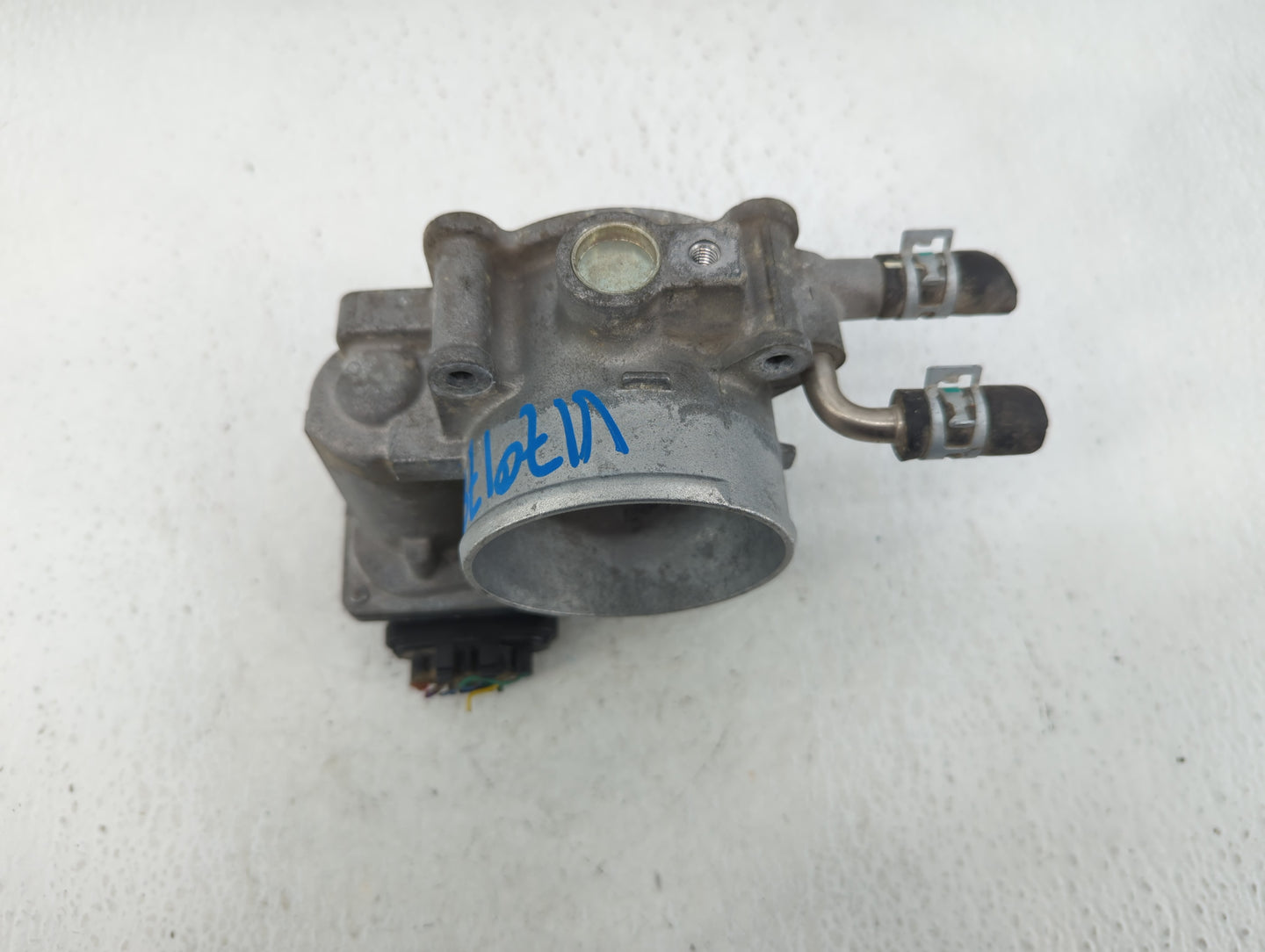 2009-2018 Toyota Rav4 Throttle Body P/N:22030-36010 Fits Fits 2009 2010 2011 2012 2013 2014 2015 2016 2017 2018 2019 OEM Use