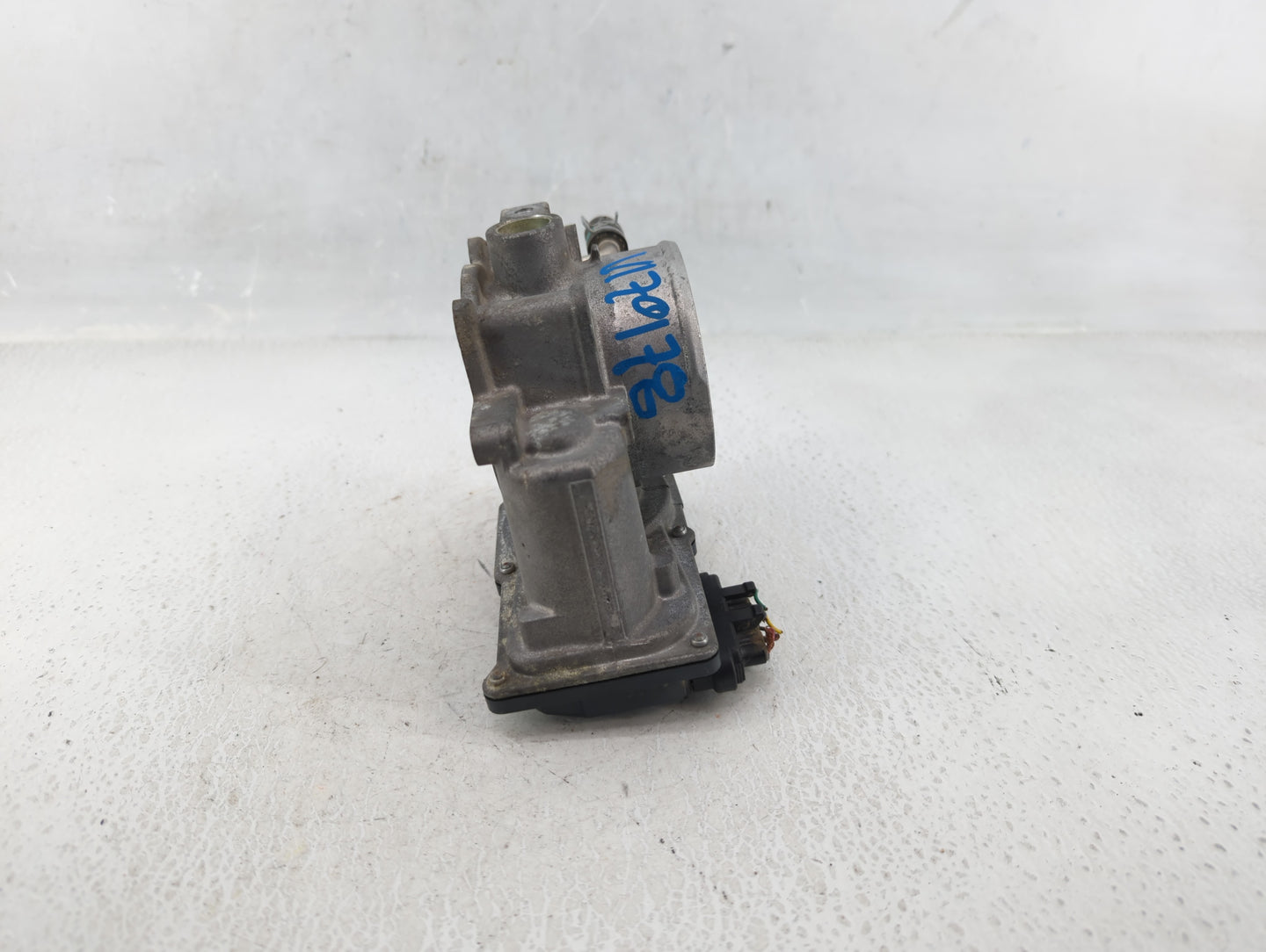 2009-2018 Toyota Rav4 Throttle Body P/N:22030-36010 Fits Fits 2009 2010 2011 2012 2013 2014 2015 2016 2017 2018 2019 OEM Use