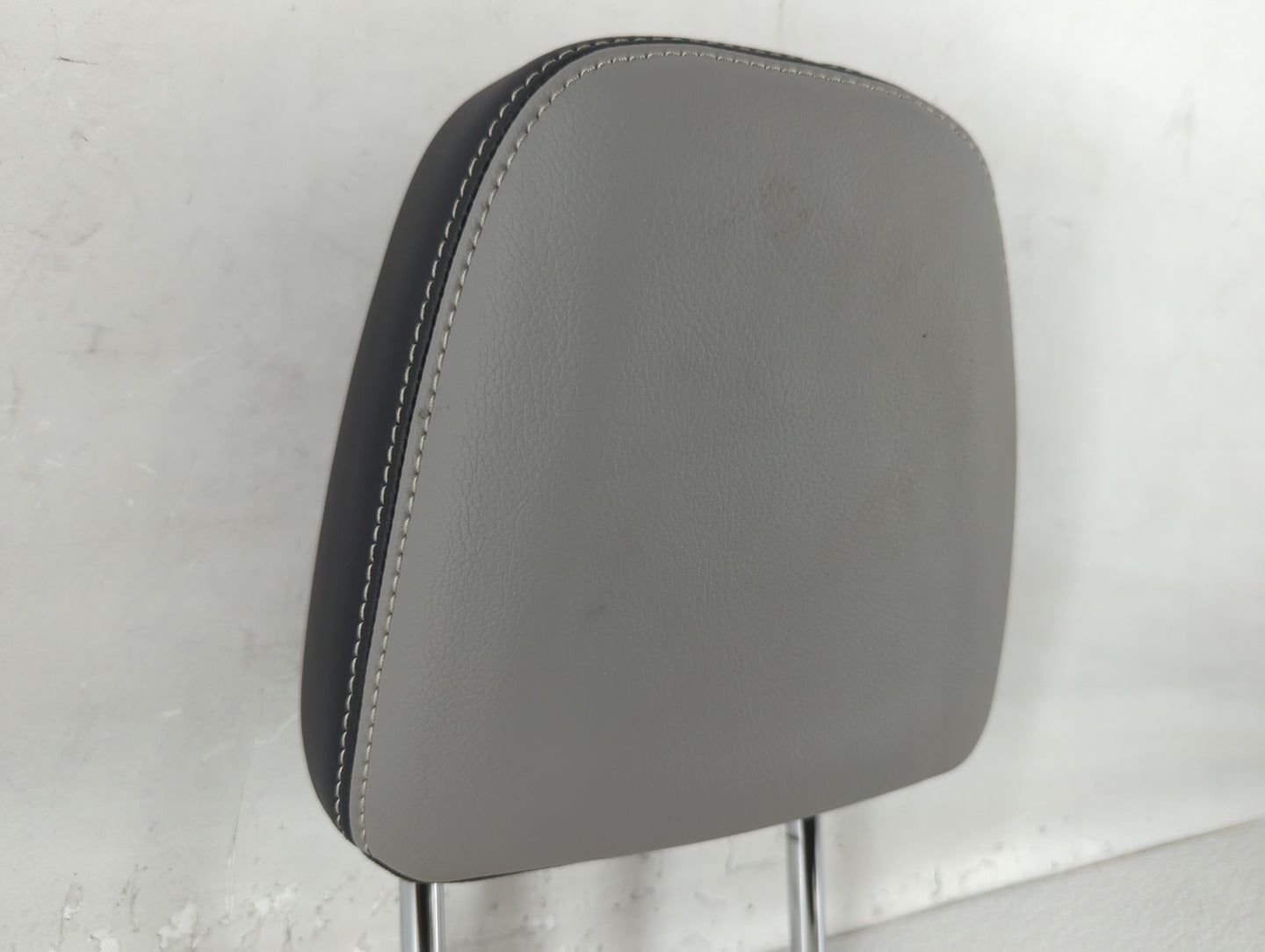2016 Toyota Rav4 Headrest Head Rest Front Driver Passenger Seat Grey - Oemusedautoparts1.com