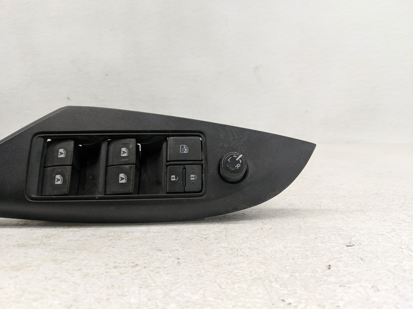 2015-2020 Toyota Sienna Master Power Window Switch Replacement Driver Side Left P/N:84040-08010 515676 Fits OEM Used Auto Pa