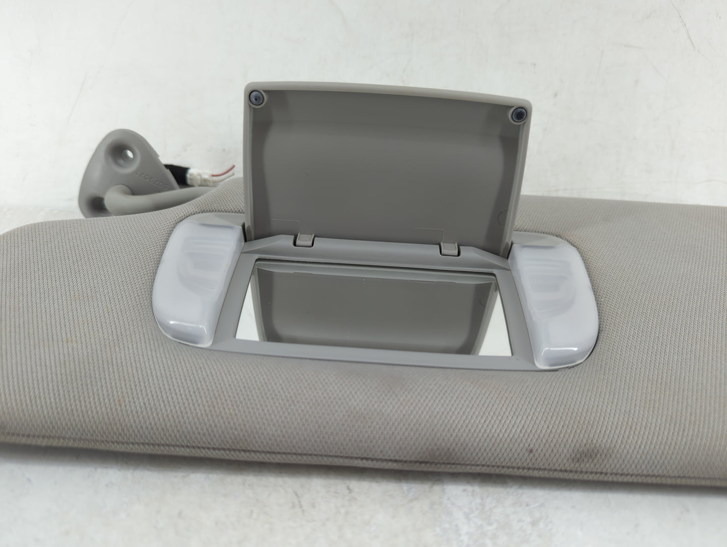 2015-2020 Toyota Sienna Sun Visor Shade Replacement Passenger Right Mirror Fits Fits 2015 2016 2017 2018 2019 2020 OEM Used 