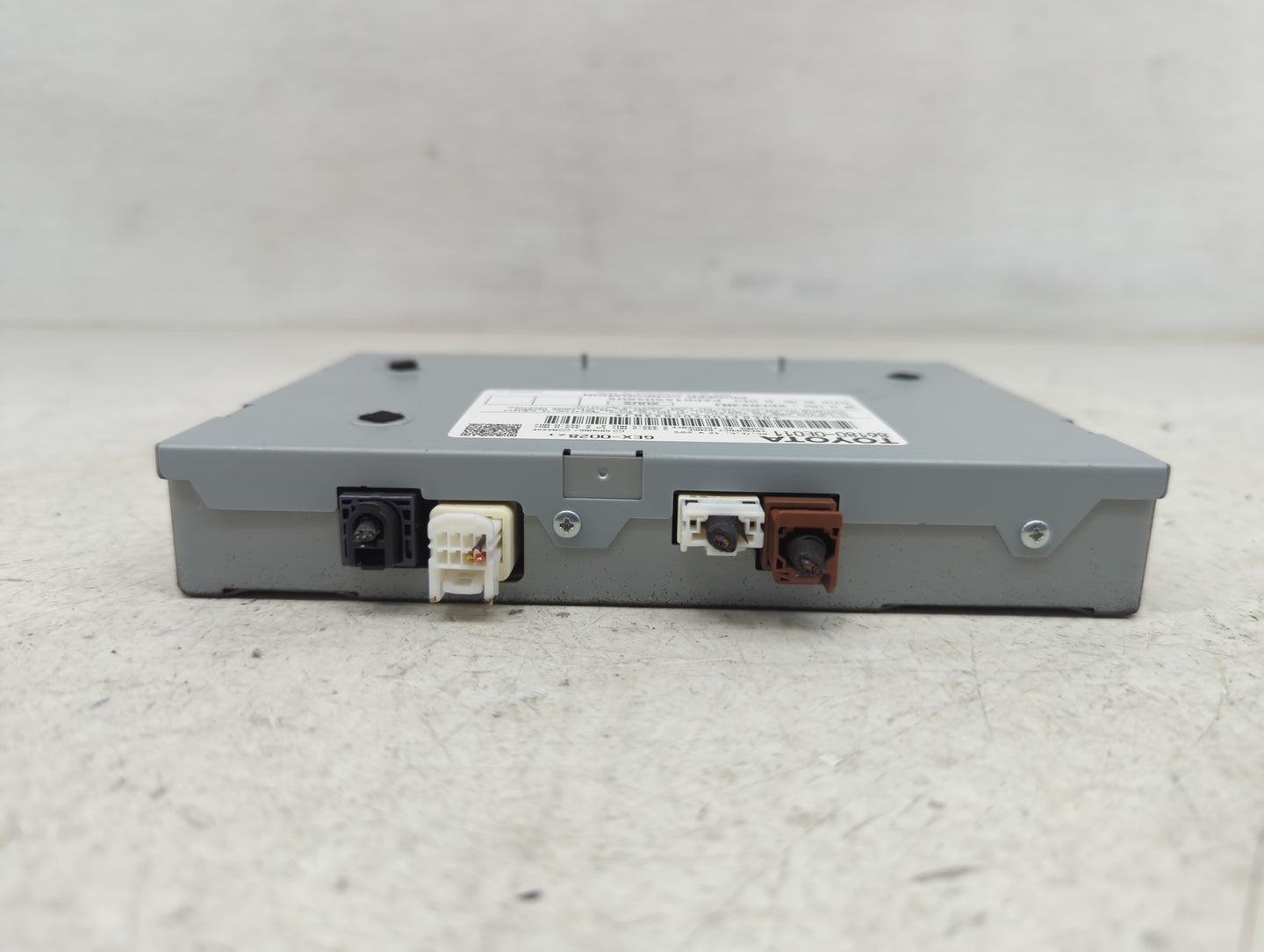 2016-2017 Toyota Sienna Radio AM FM Cd Player Receiver Replacement P/N:86180-0E011 Fits Fits 2016 2017 OEM Used Auto Parts -