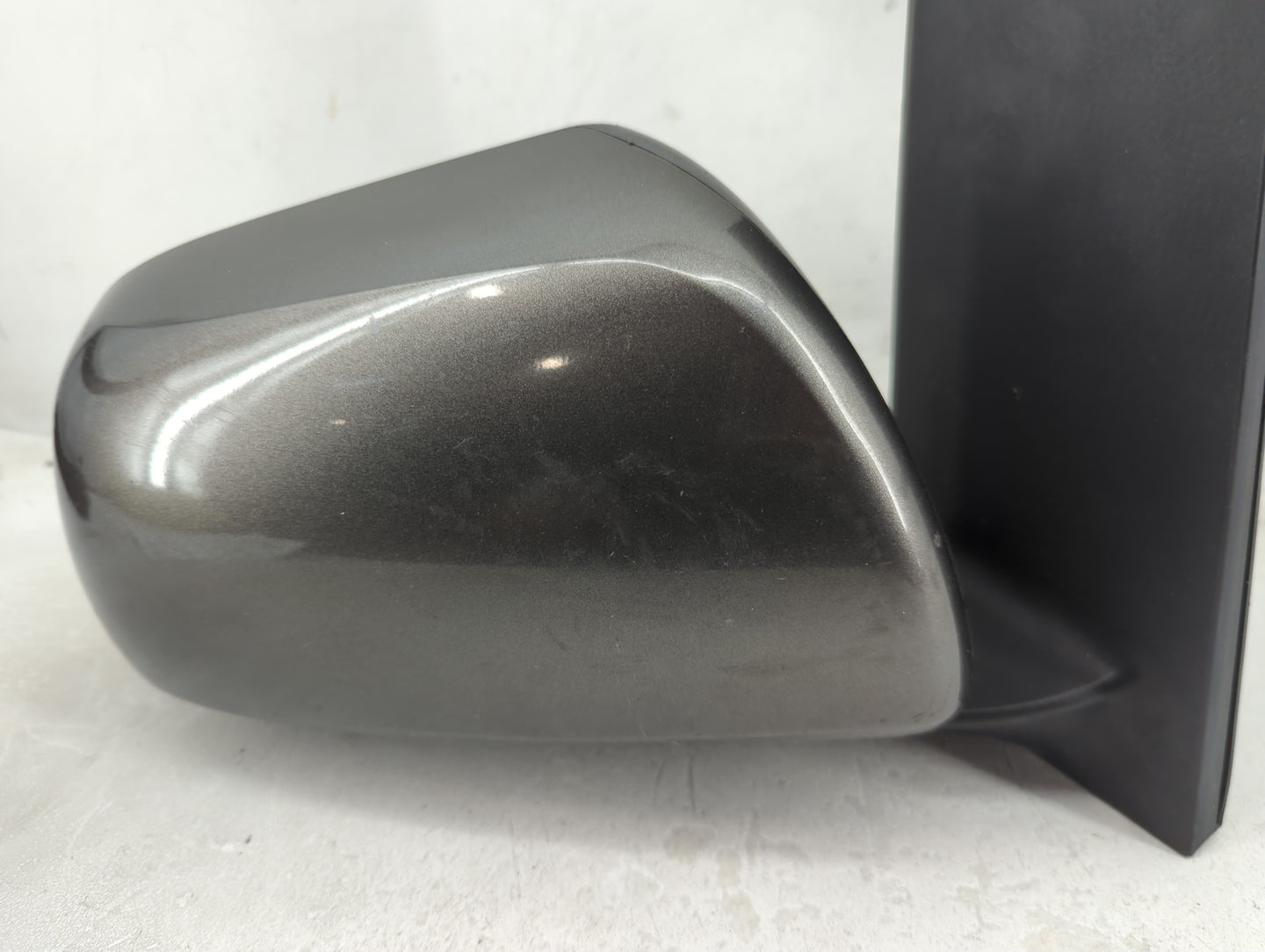 2015-2017 Toyota Sienna Passenger Side View Mirror - Right Door Mirror OEM Used - Oemusedautoparts1.com