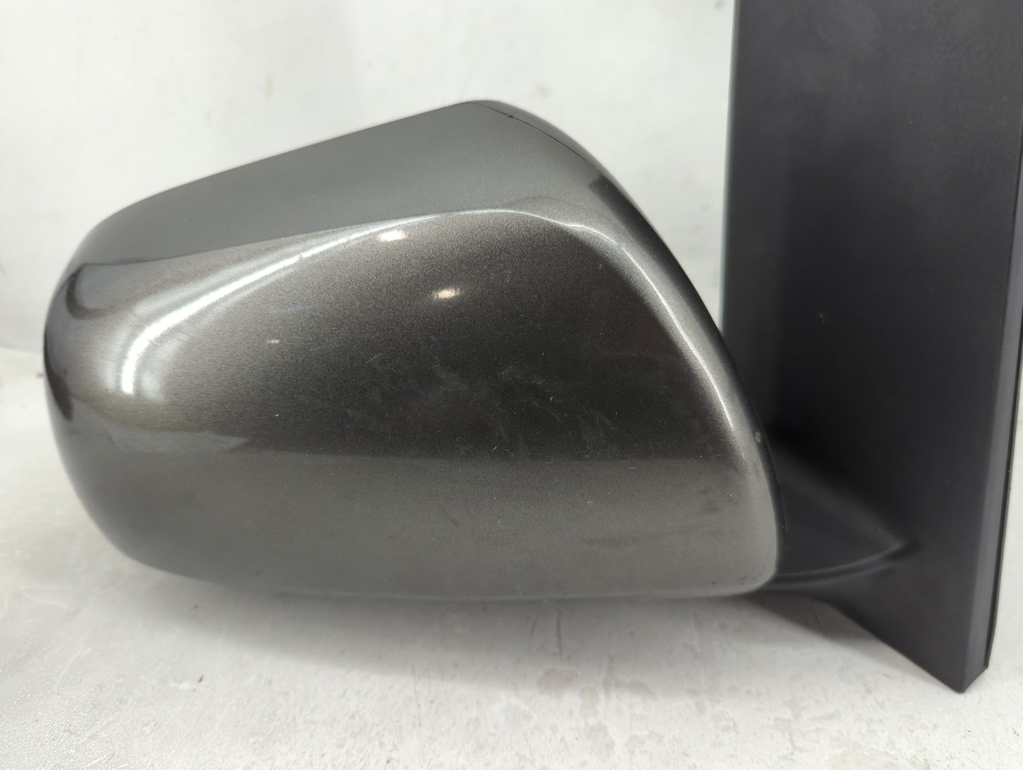 2015-2017 Toyota Sienna Passenger Side View Mirror - Right Door Mirror OEM Used - Oemusedautoparts1.com