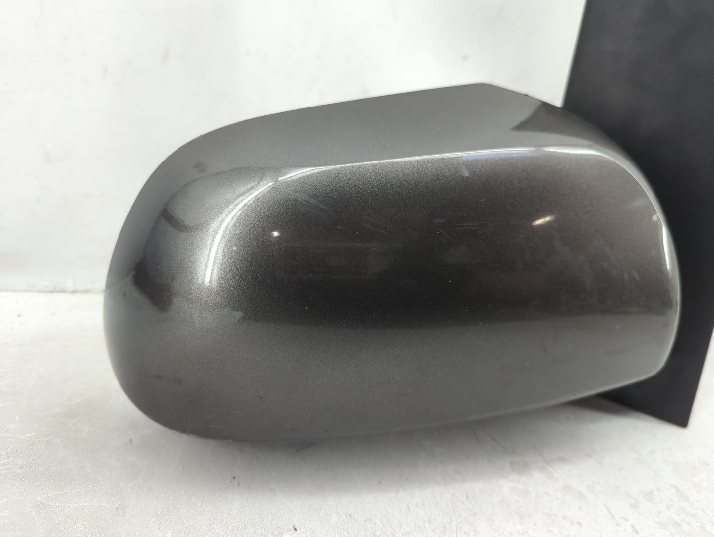 2015-2017 Toyota Sienna Passenger Side View Mirror - Right Door Mirror OEM Used - Oemusedautoparts1.com