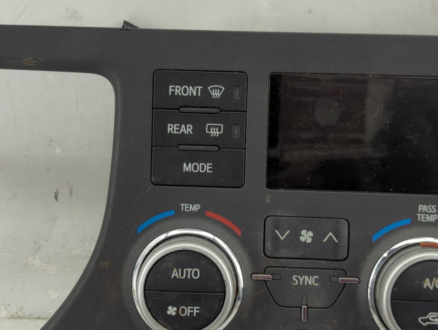 2015-2017 Toyota Sienna Climate Control Module Temperature AC/Heater Replacement P/N:55900-08200 MX237050-0345 Fits OEM Used
