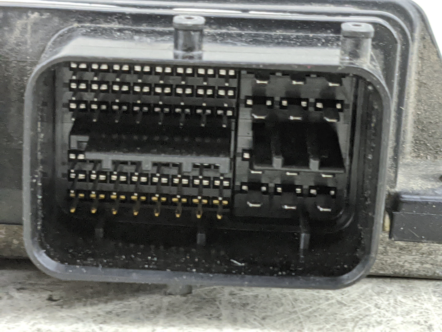 2015-2016 Toyota Sienna PCM Engine Control Computer ECU ECM PCU OEM P/N:89661-08410 TN275600-3021 Fits Fits 2015 2016 OEM Us