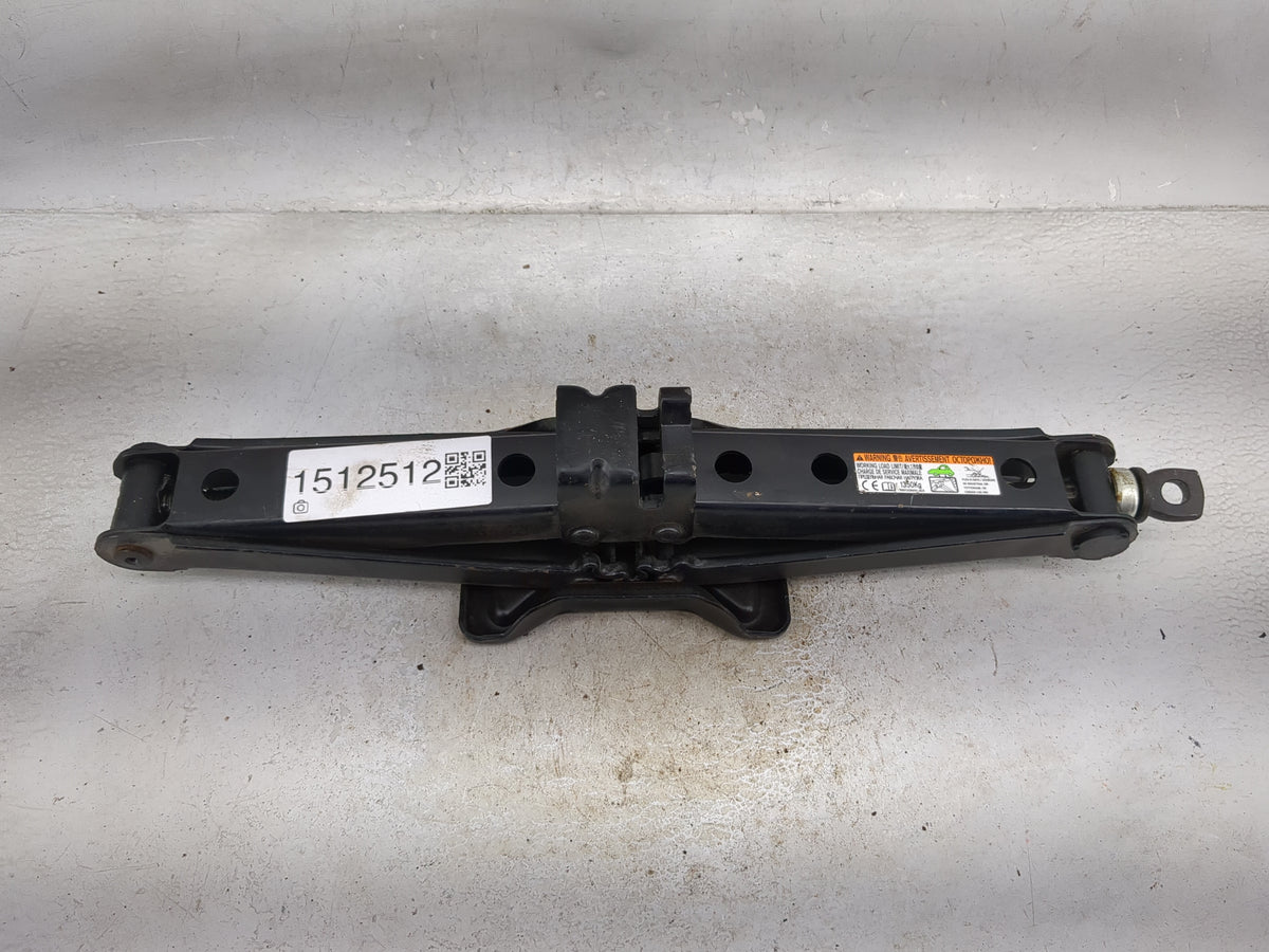 2016 Toyota Sienna Spare Scissor Car Jack Black - Oemusedautoparts1.com