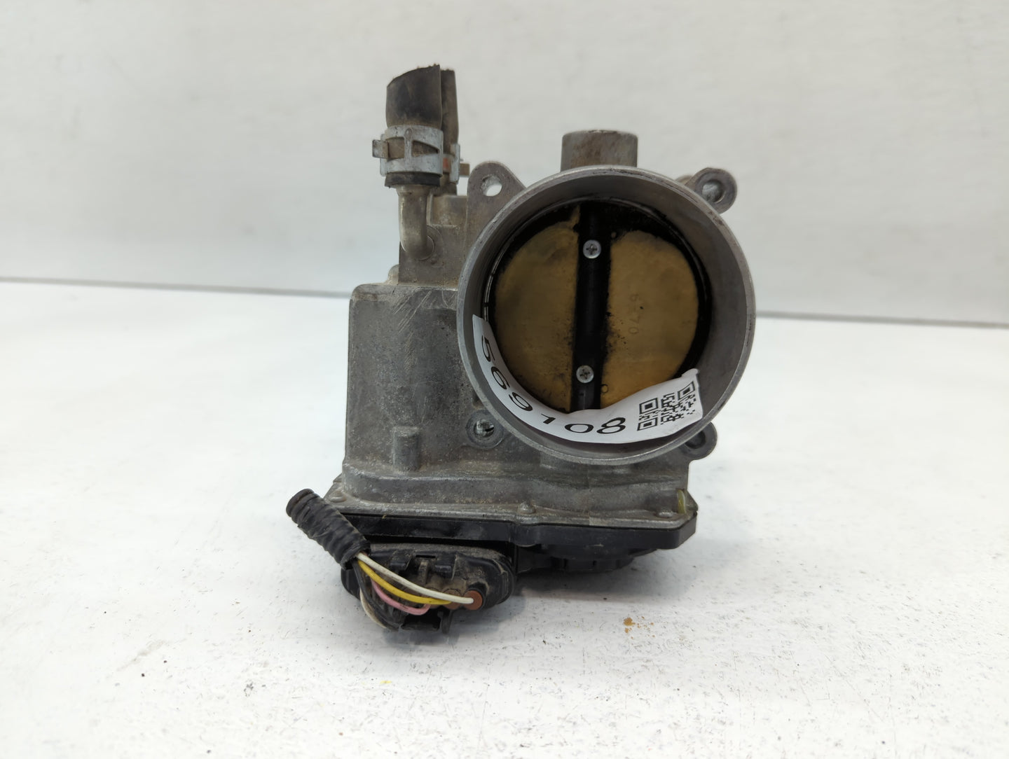 2007-2016 Toyota Sienna Throttle Body P/N:22030-0P050 Fits OEM Used Auto Parts - Oemusedautoparts1.com