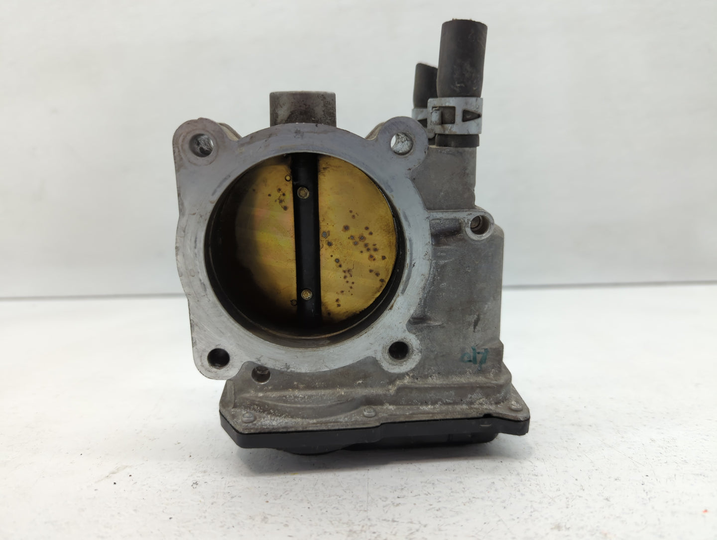2007-2016 Toyota Sienna Throttle Body P/N:22030-0P050 Fits OEM Used Auto Parts - Oemusedautoparts1.com
