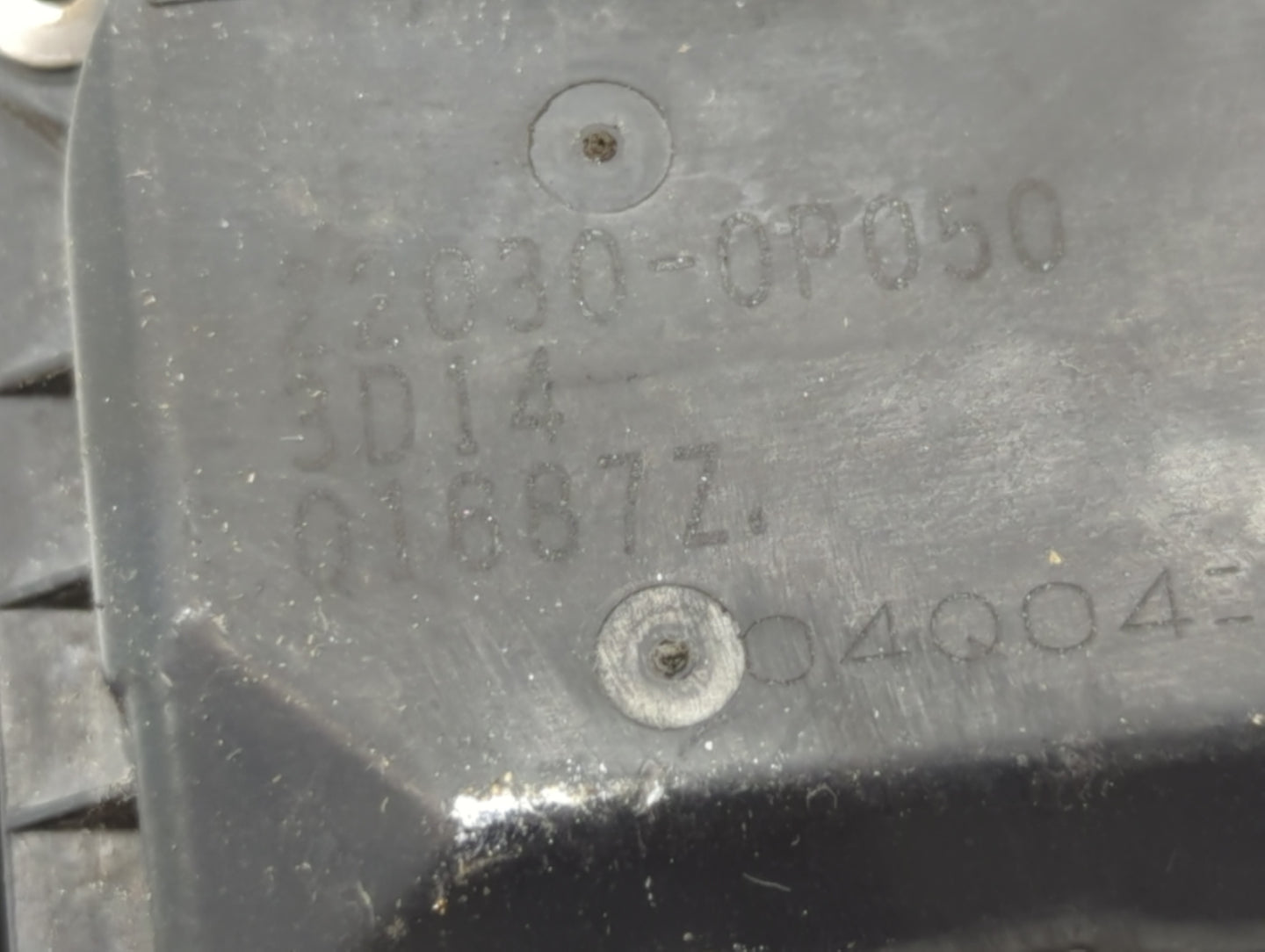 2007-2016 Toyota Sienna Throttle Body P/N:22030-0P050 Fits OEM Used Auto Parts - Oemusedautoparts1.com