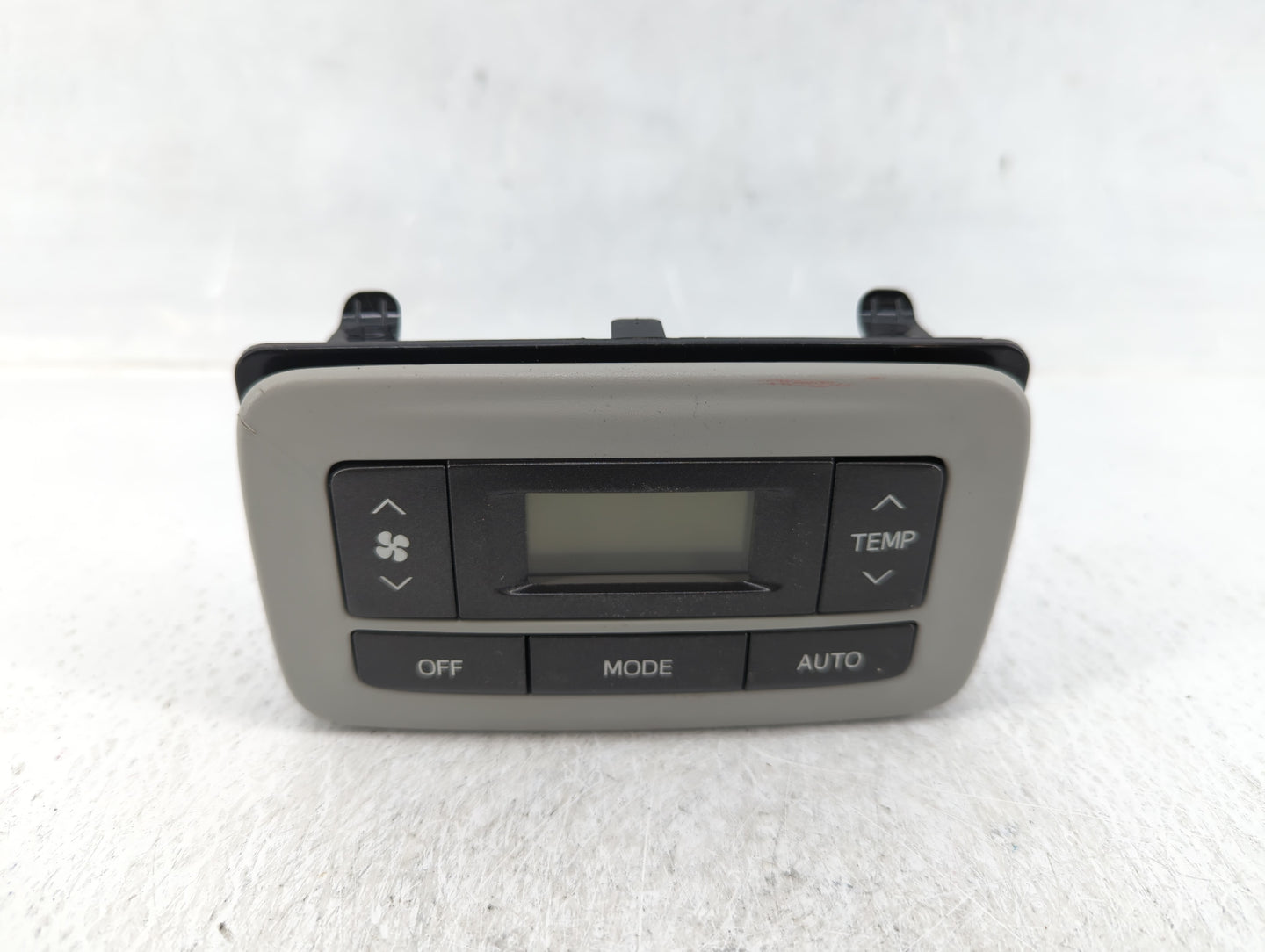 2015-2020 Toyota Sienna Climate Control Module Temperature AC/Heater Replacement P/N:75D875 Fits OEM Used Auto Parts - Oemus