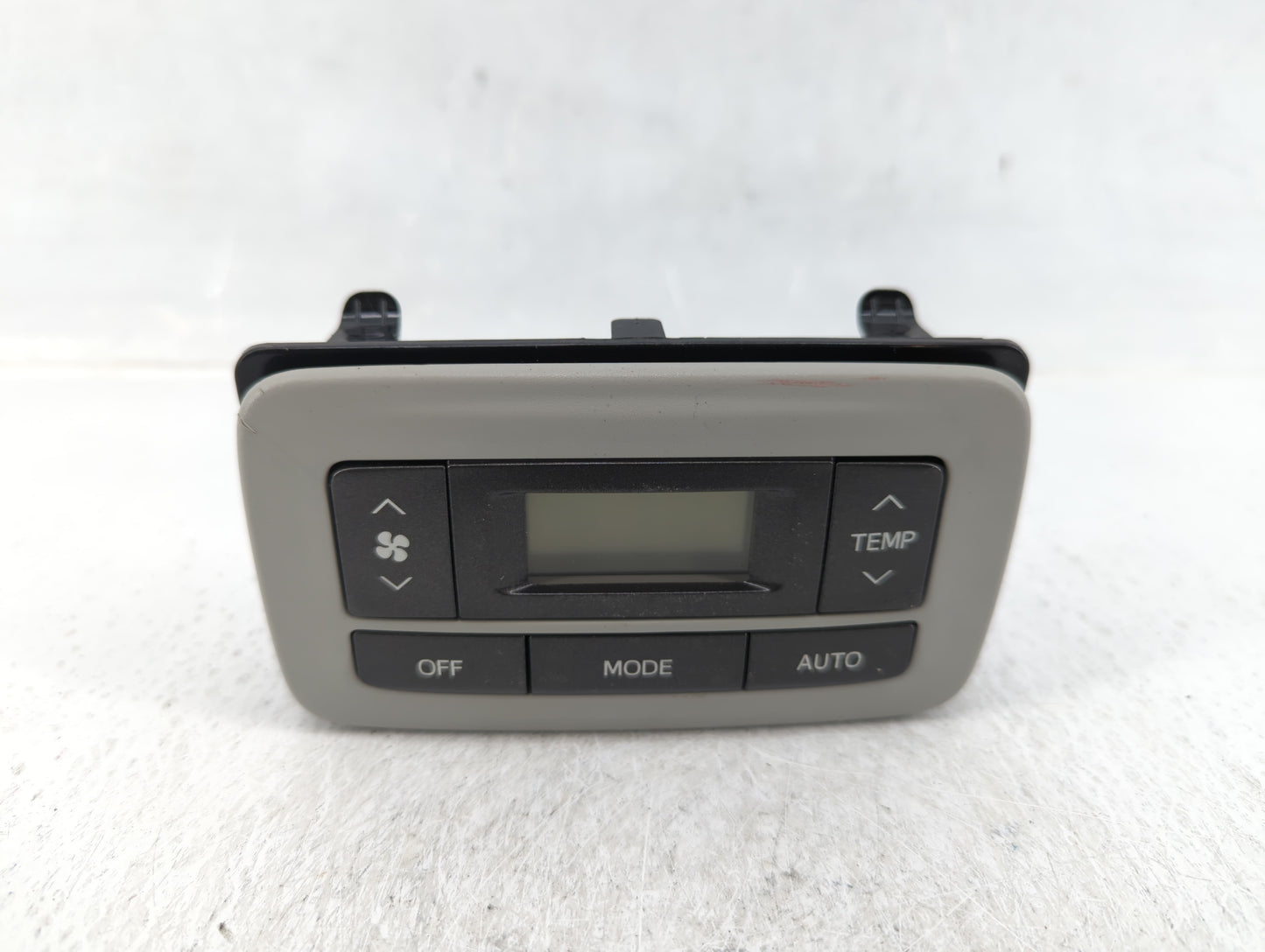 2015-2020 Toyota Sienna Climate Control Module Temperature AC/Heater Replacement P/N:75D875 Fits OEM Used Auto Parts - Oemus