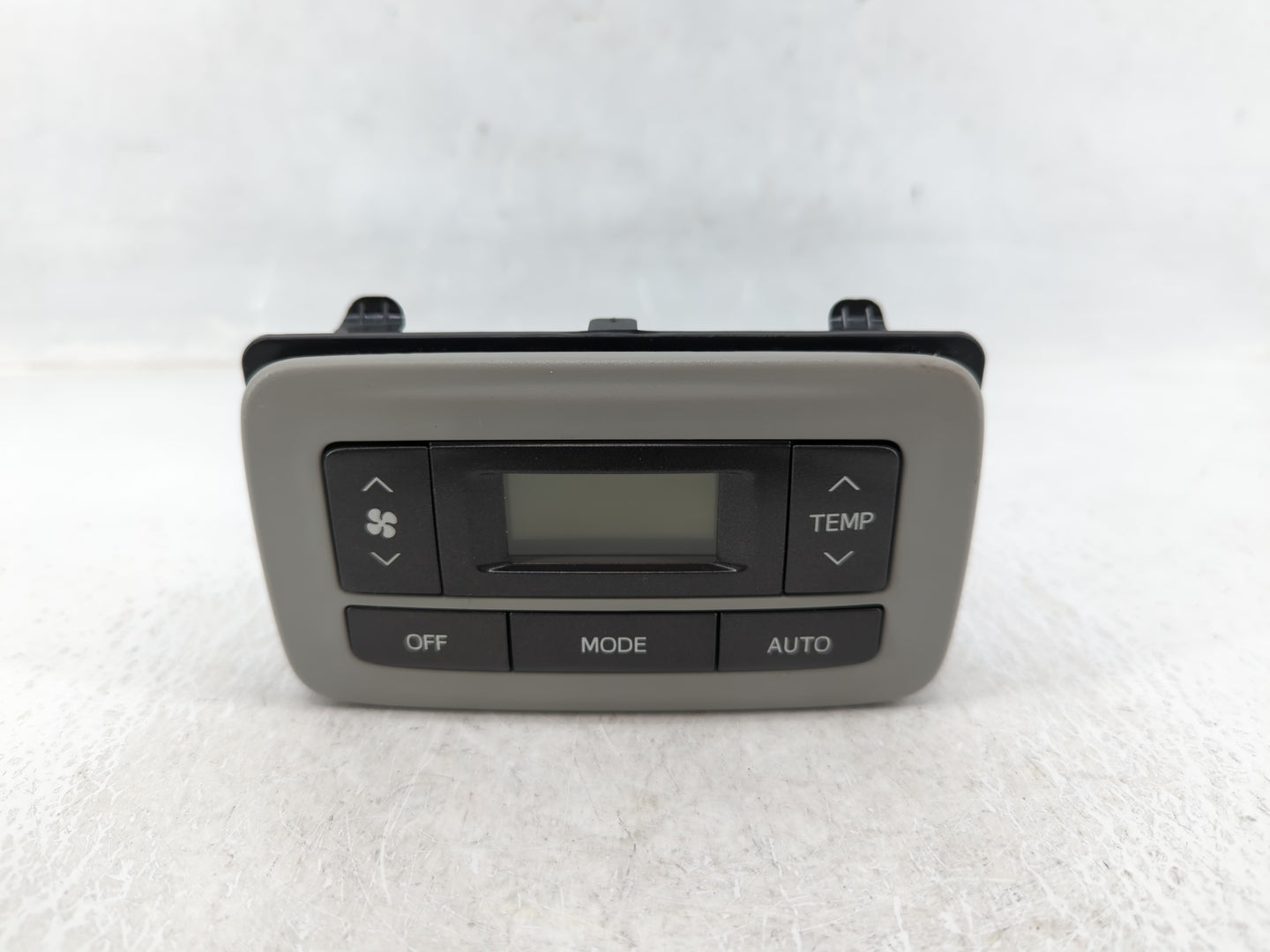 2015-2020 Toyota Sienna Climate Control Module Temperature AC/Heater Replacement Fits Fits 2015 2016 2017 2018 2019 2020 OEM