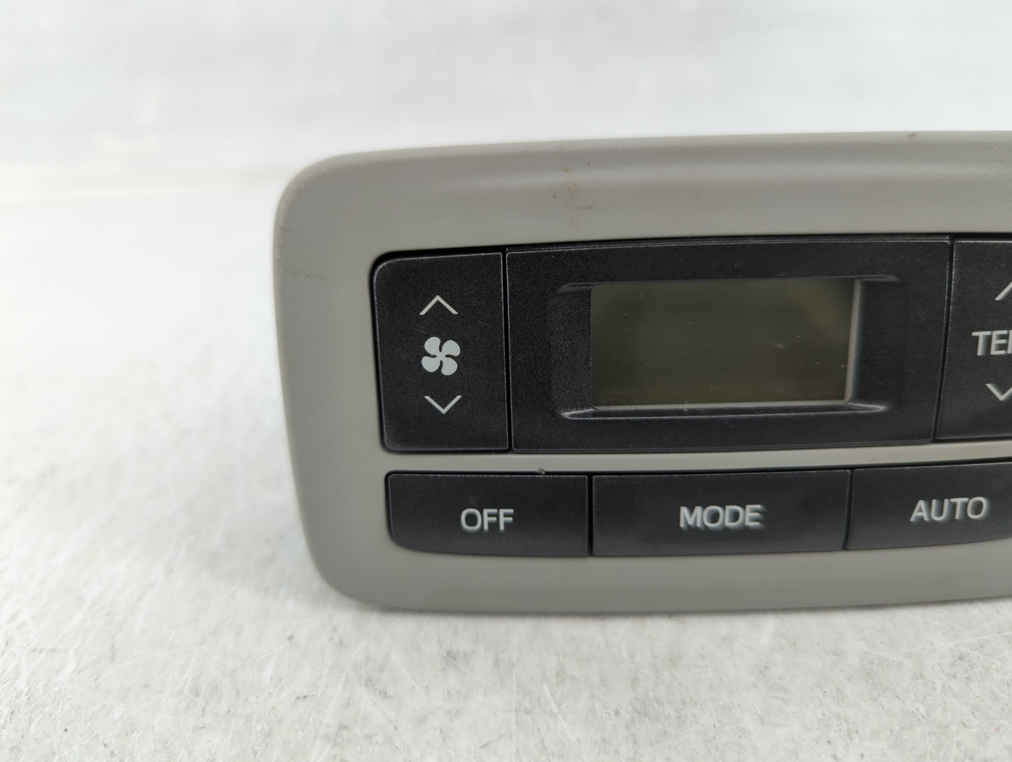2015-2020 Toyota Sienna Climate Control Module Temperature AC/Heater Replacement P/N:75D875 Fits OEM Used Auto Parts - Oemus