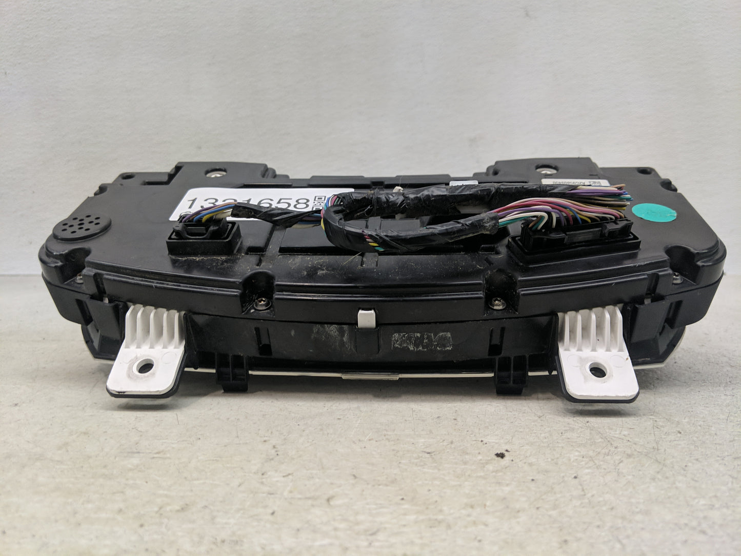 2016-2017 Toyota Tacoma Instrument Cluster Speedometer Gauges P/N:8380004K30 Fits Fits 2016 2017 OEM Used Auto Parts - Oemus