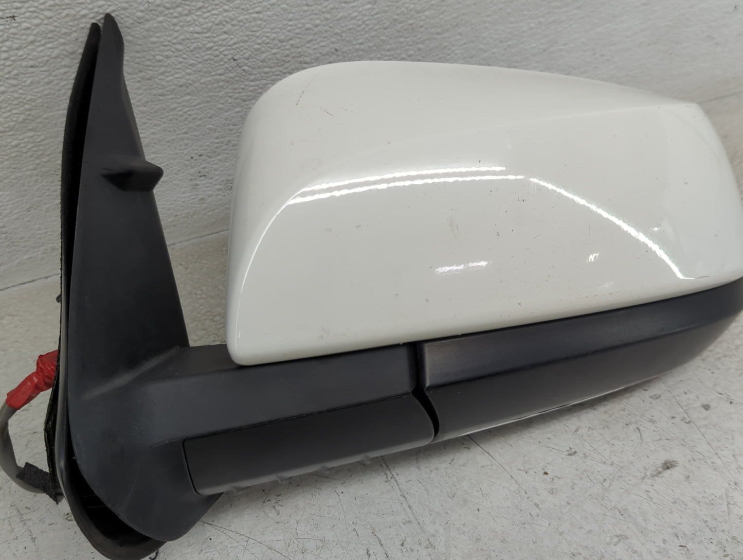 2016-2022 Toyota Tacoma Driver Side View Mirror - Left Door Mirror OEM Used - Oemusedautoparts1.com