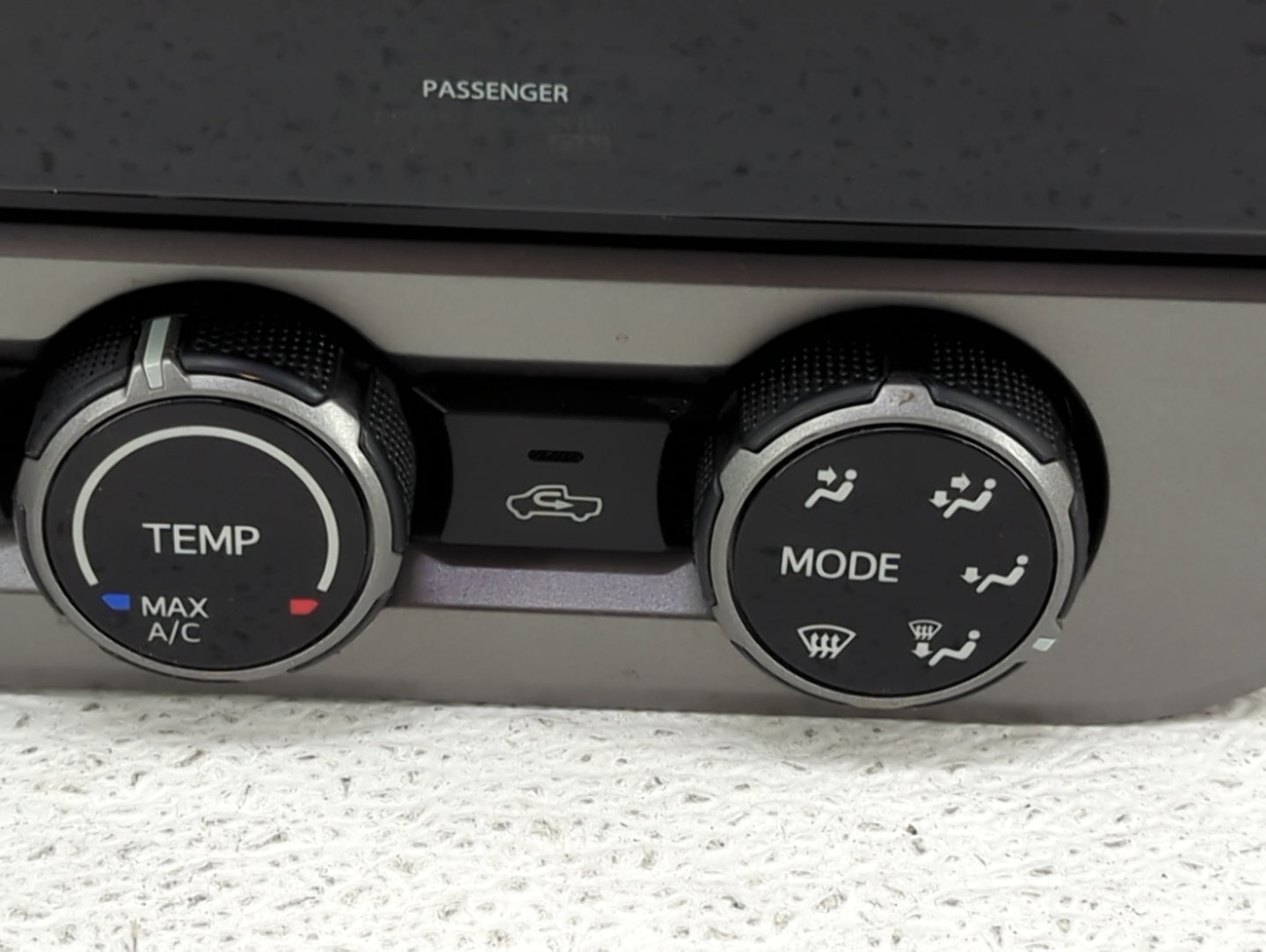 2016-2020 Toyota Tacoma Climate Control Module Temperature AC/Heater Replacement P/N:75H595 Fits Fits 2016 2017 2018 2019 20