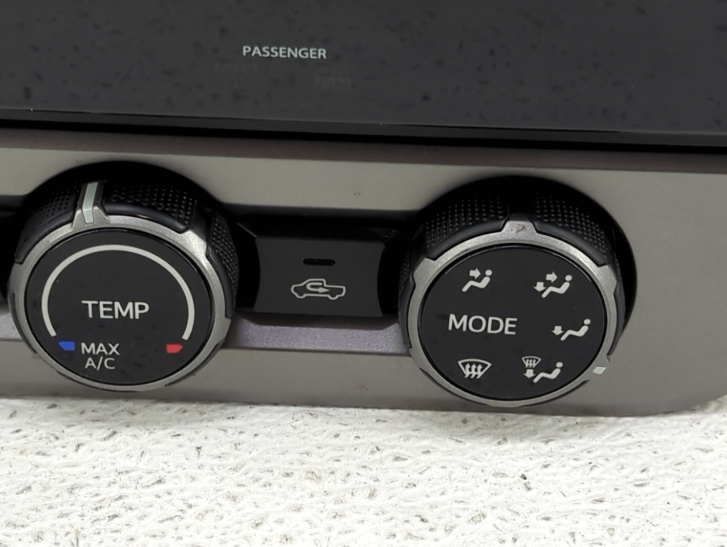 2016-2020 Toyota Tacoma Climate Control Module Temperature AC/Heater Replacement P/N:75H595 Fits Fits 2016 2017 2018 2019 20