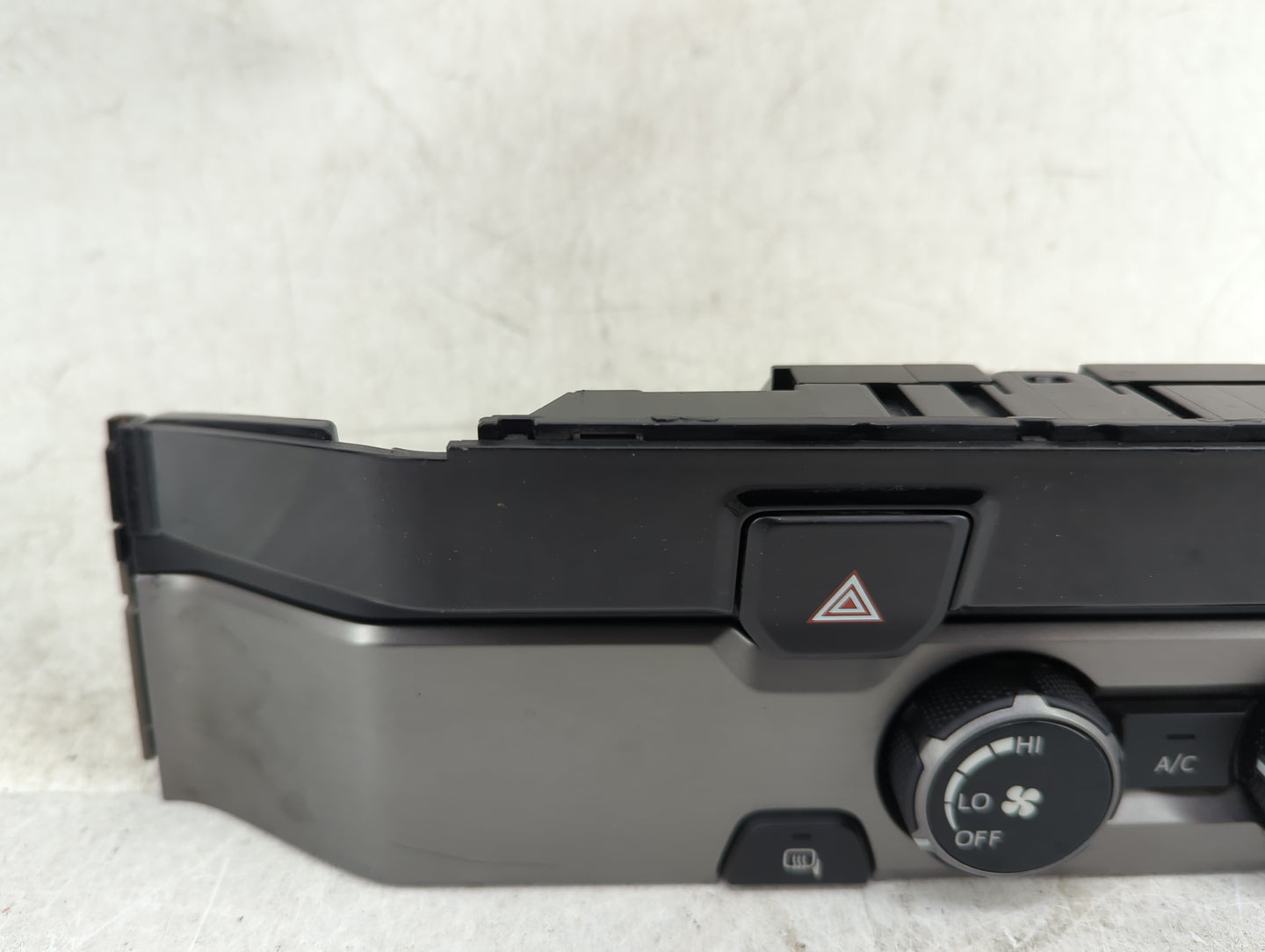 2016 Toyota Tacoma Climate Control Module Temperature AC/Heater Replacement P/N:75H595 Fits OEM Used Auto Parts - Oemusedaut