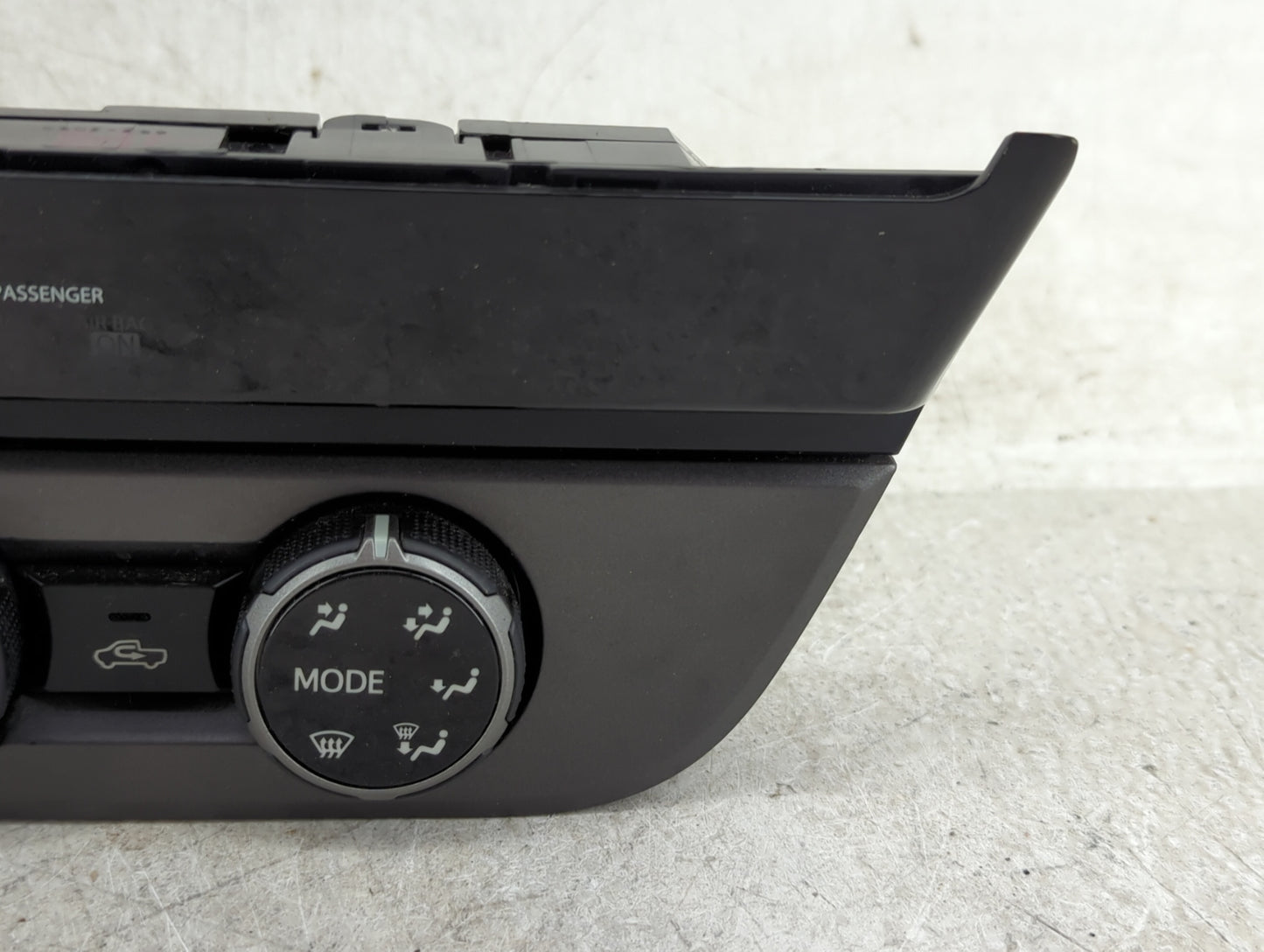 2016 Toyota Tacoma Climate Control Module Temperature AC/Heater Replacement P/N:75H595 Fits OEM Used Auto Parts - Oemusedaut