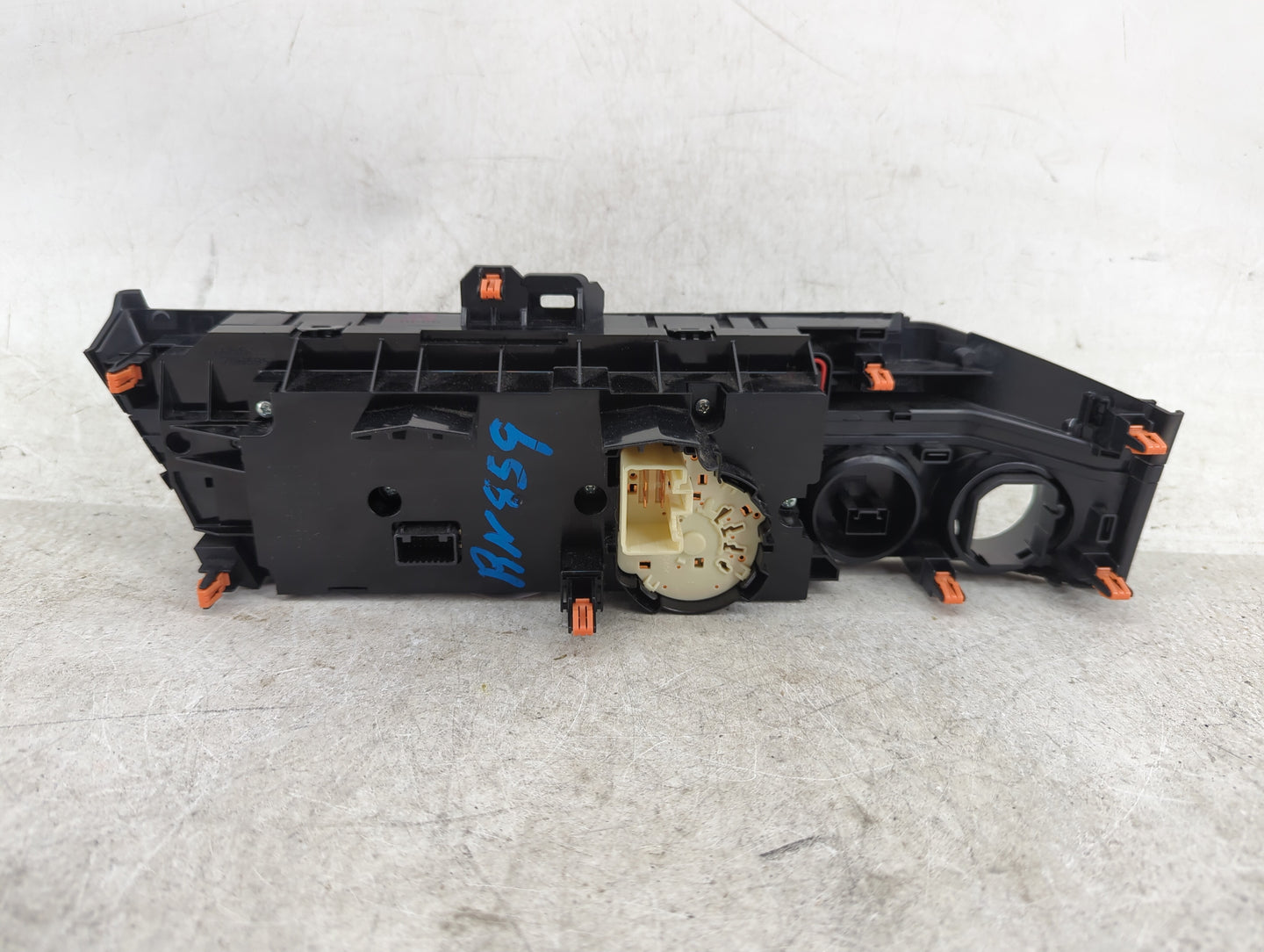 2016 Toyota Tacoma Climate Control Module Temperature AC/Heater Replacement P/N:75H595 Fits OEM Used Auto Parts - Oemusedaut