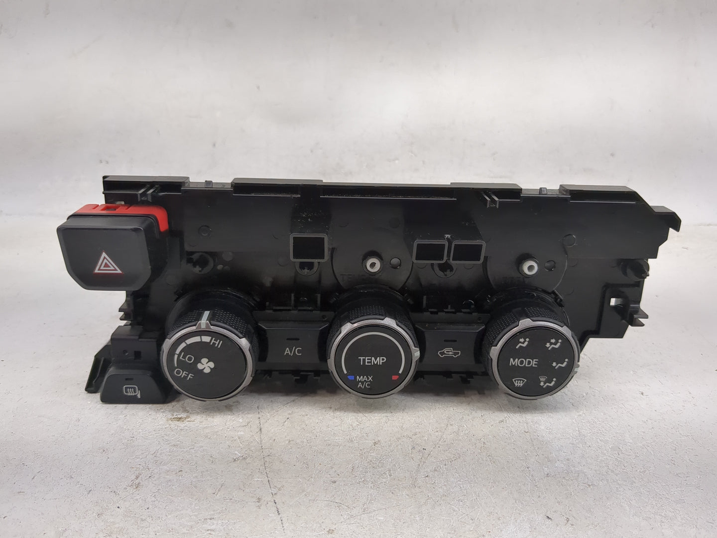 2016 Toyota Tacoma Climate Control Module Temperature AC/Heater Replacement P/N:75H595 Fits OEM Used Auto Parts - Oemusedaut