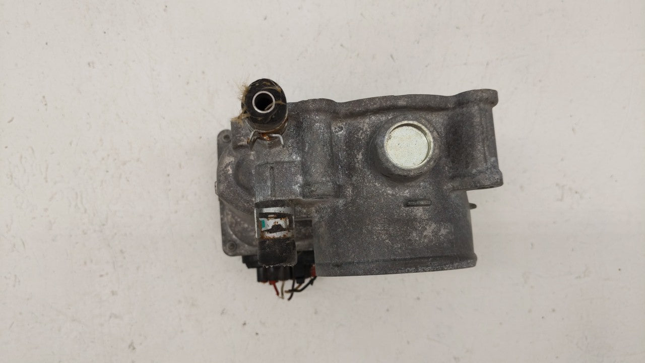 2016-2018 Toyota Tacoma Throttle Body P/N:22030-75040 Fits Fits 2016 2017 2018 OEM Used Auto Parts - Oemusedautoparts1.com