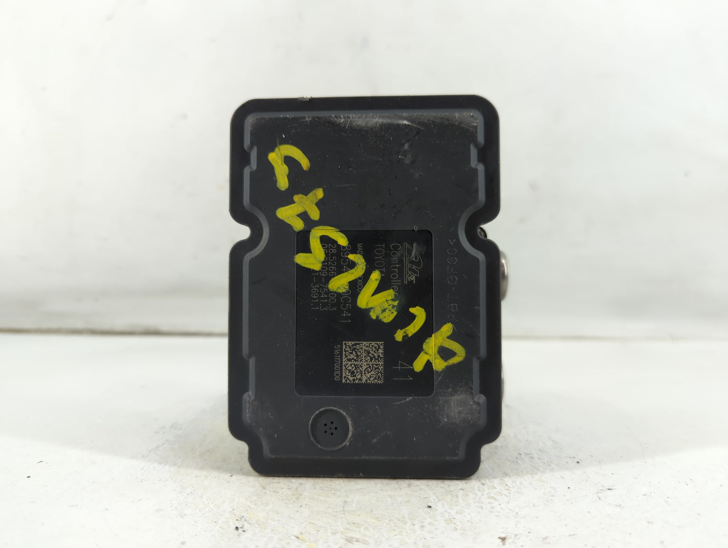 2016-2017 Toyota Tundra ABS Pump Control Module Replacement P/N:44500-0C421 Fits Fits 2016 2017 OEM Used Auto Parts - Oemuse