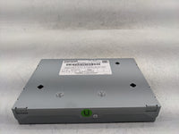 2016-2017 Toyota Tundra Radio AM FM Cd Player Receiver Replacement P/N:86180-0E011 Fits Fits 2016 2017 OEM Used Auto Parts -