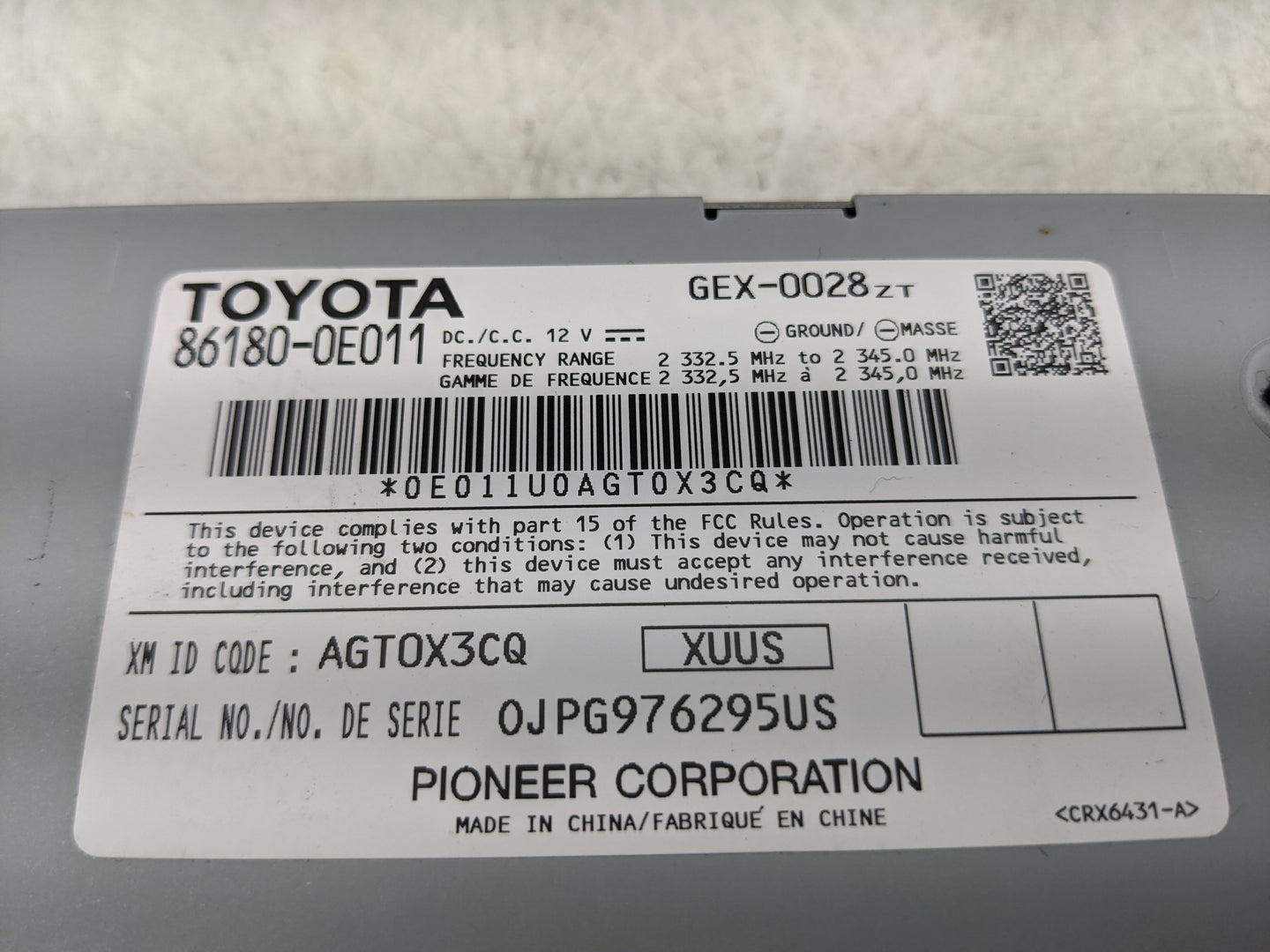 2016-2017 Toyota Tundra Radio AM FM Cd Player Receiver Replacement P/N:86180-0E011 Fits Fits 2016 2017 OEM Used Auto Parts -