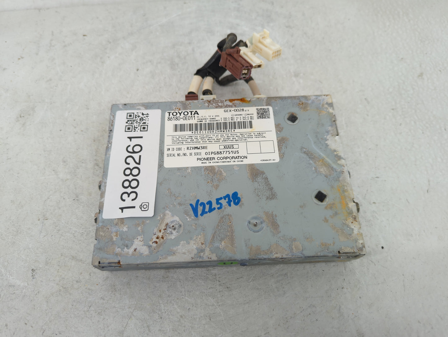 2014-2021 Toyota Tundra Radio AM FM Cd Player Receiver Replacement P/N:86180-0E011 Fits OEM Used Auto Parts - Oemusedautopar