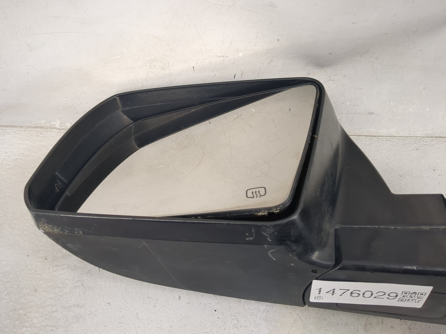 2015-2021 Toyota Tundra Driver Side View Mirror - Left Door Mirror OEM Used - Oemusedautoparts1.com