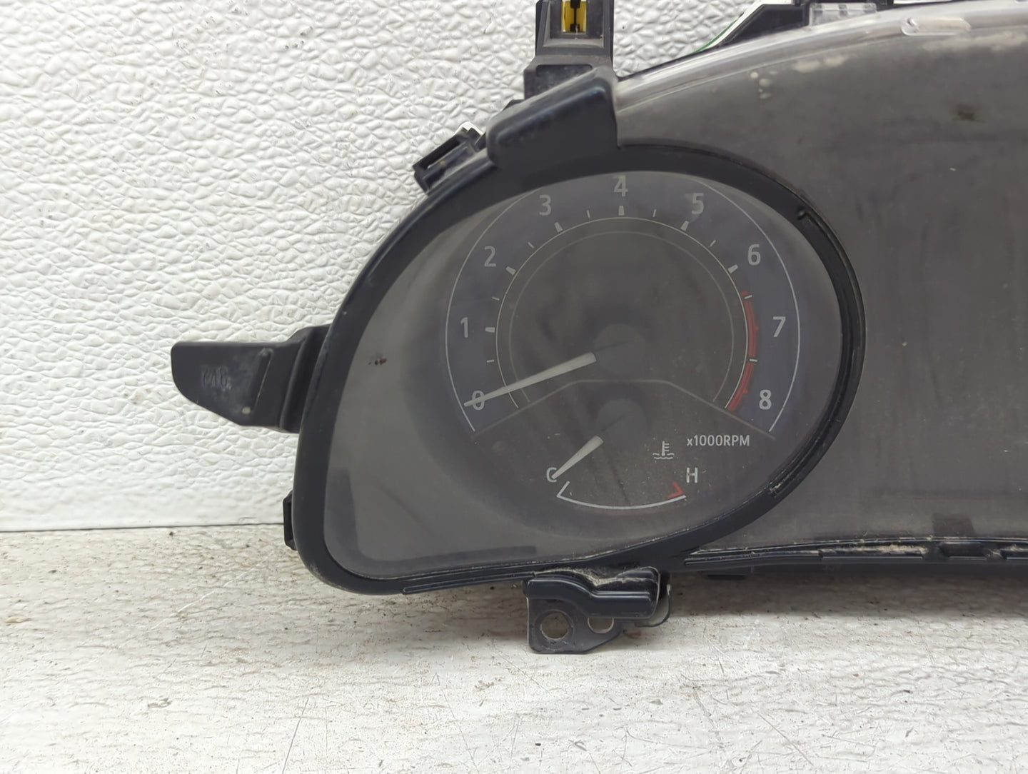 2016 Toyota Yaris Instrument Cluster Speedometer Gauges P/N:83800-1AA60 157570-2813 Miles: Fits OEM Used Auto Parts - Oemuse