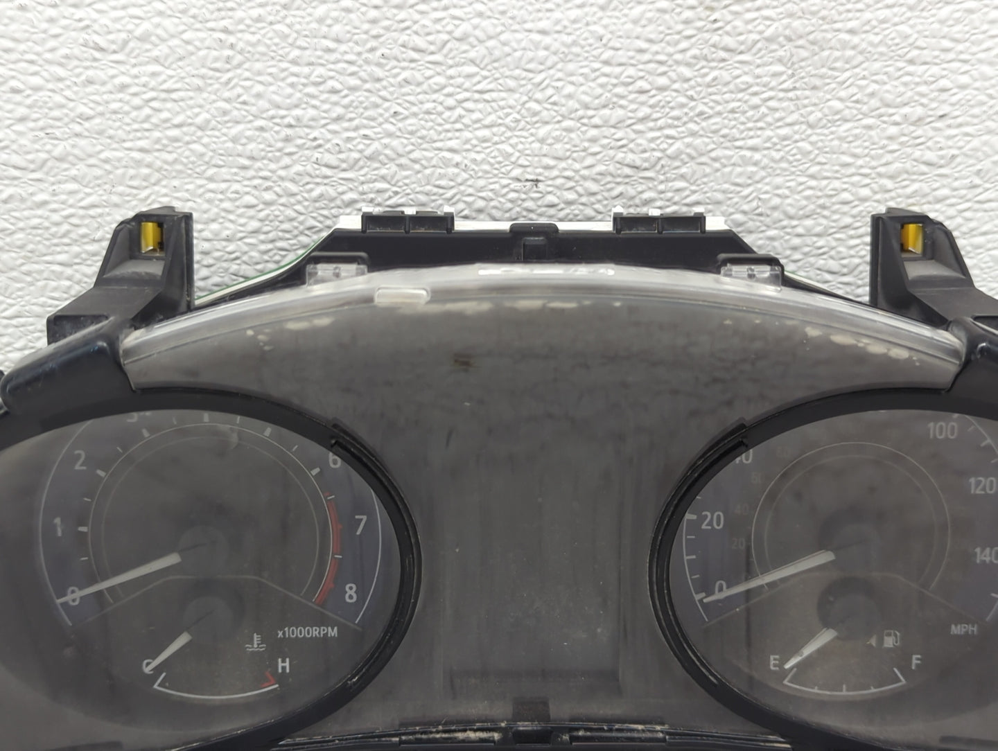 2016 Toyota Yaris Instrument Cluster Speedometer Gauges P/N:83800-1AA60 157570-2813 Miles: Fits OEM Used Auto Parts - Oemuse