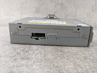 compare product 2016-2020 Toyota Yaris Radio AM FM Cd Player Receiver Replacement P/N:DA8A669R0 PT-3752A Fits Fits 2016 2017 2018 2019 2020 OEM Used Auto Parts