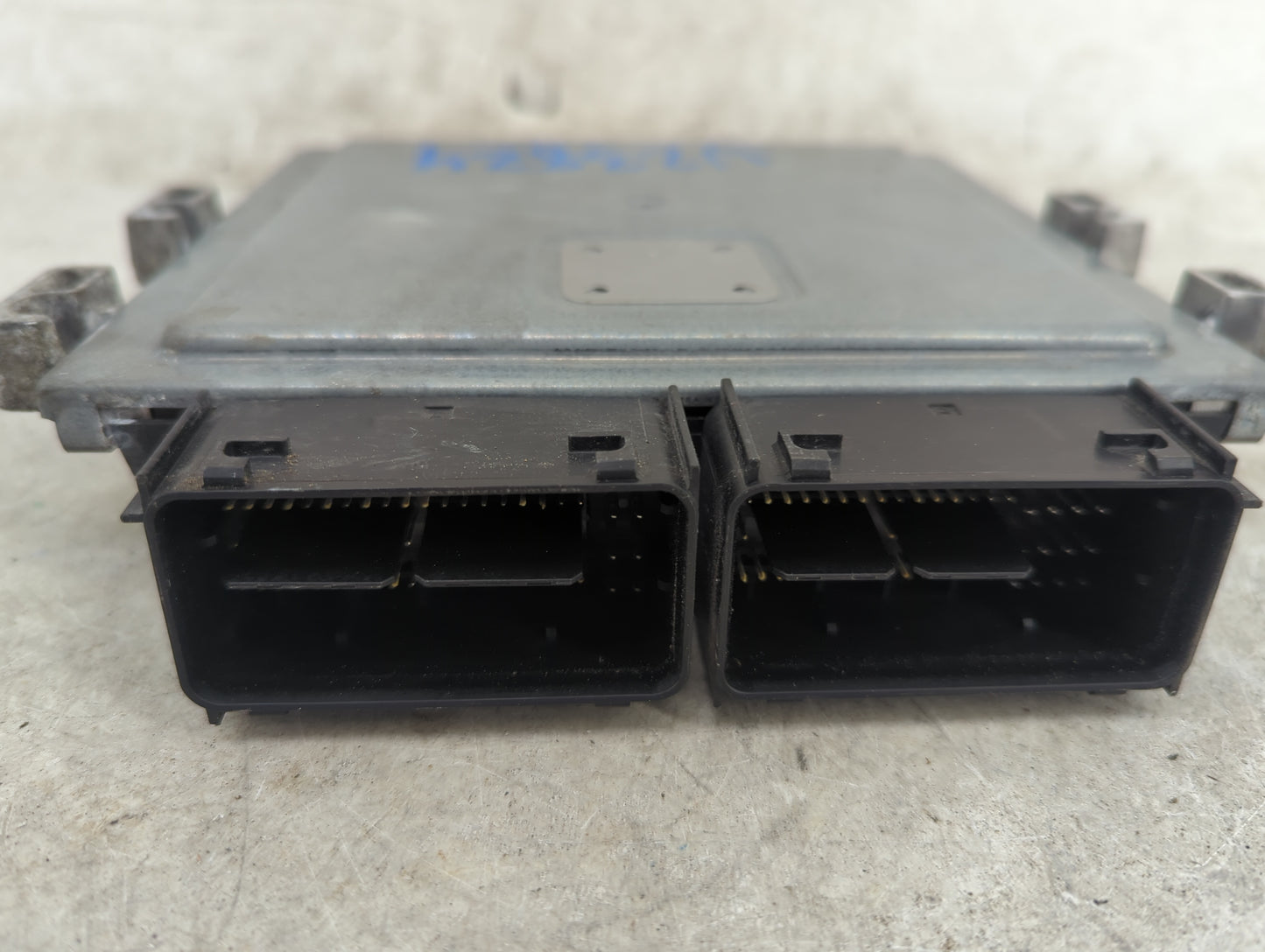 2016 Transit Transit Connect PCM Engine Control Computer ECU ECM PCU OEM P/N:A6SXJ24021000 GV6A-12B684-CA, GV6A-12A650-GD Fi