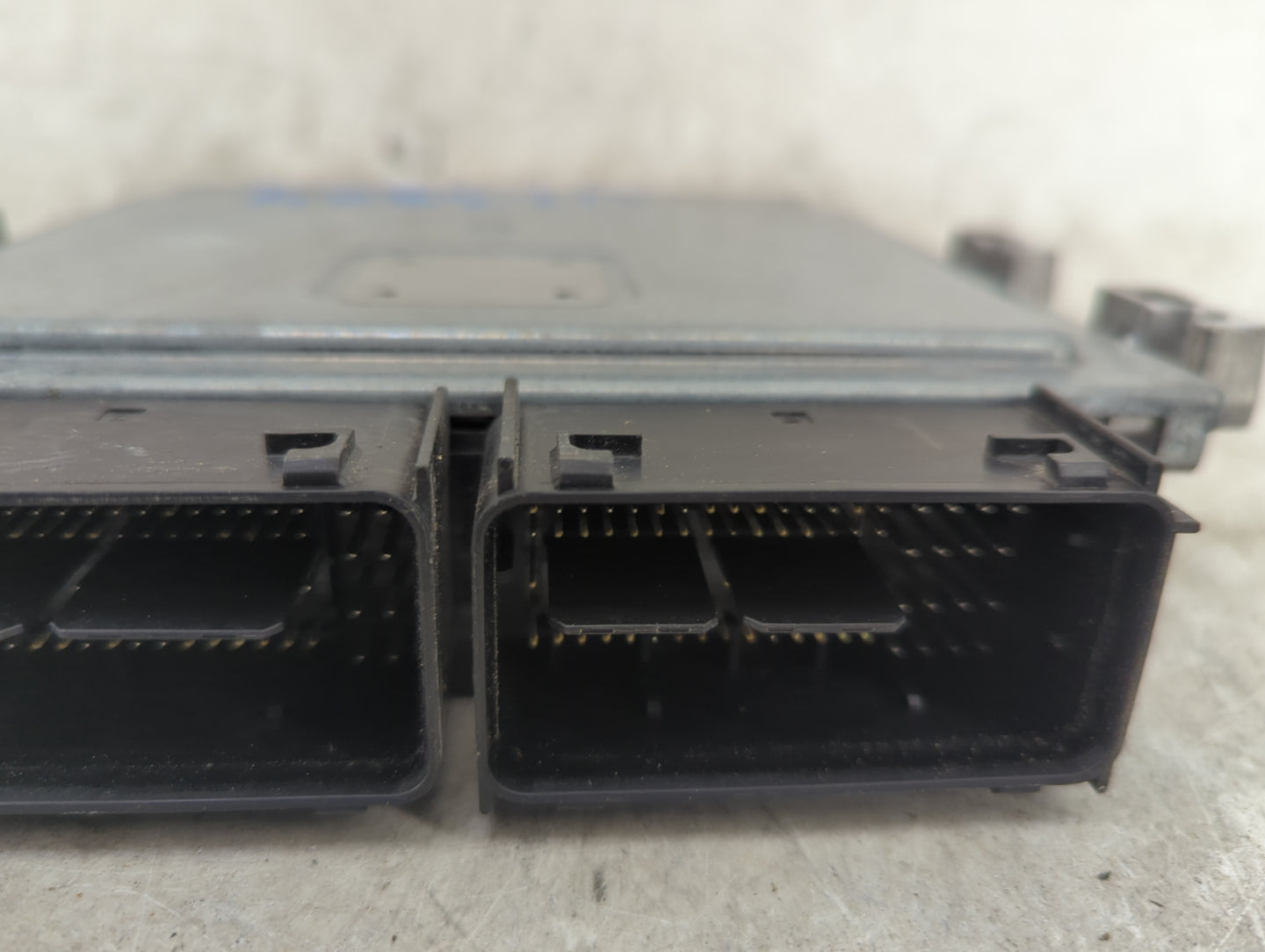 2016 Transit Transit Connect PCM Engine Control Computer ECU ECM PCU OEM P/N:A6SXJ24021000 GV6A-12B684-CA, GV6A-12A650-GD Fi