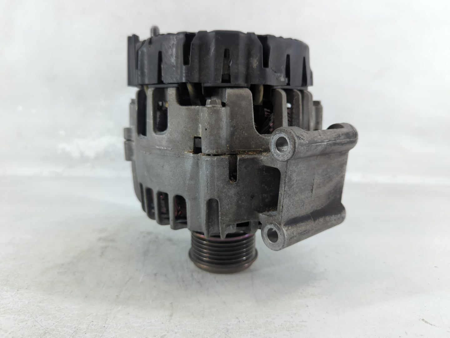 2013-2017 Volkswagen Beetle Alternator Replacement Generator Charging Assembly Engine OEM P/N:06K 903 023 B Fits OEM Used Au
