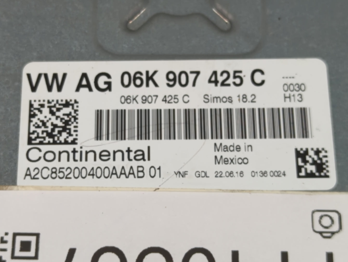 2016 Volkswagen Beetle PCM Engine Control Computer ECU ECM PCU OEM P/N:06K 907 425 C Fits OEM Used Auto Parts - Oemusedautop