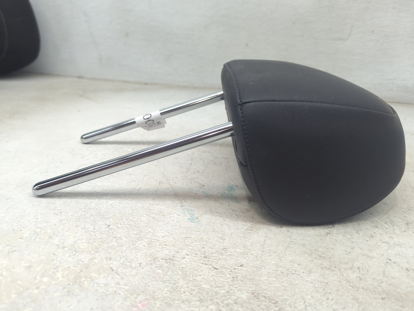 2016 Volkswagen Beetle Headrest Head Rest Front Driver Passenger Seat Fits OEM Used Auto Parts - Oemusedautoparts1.com