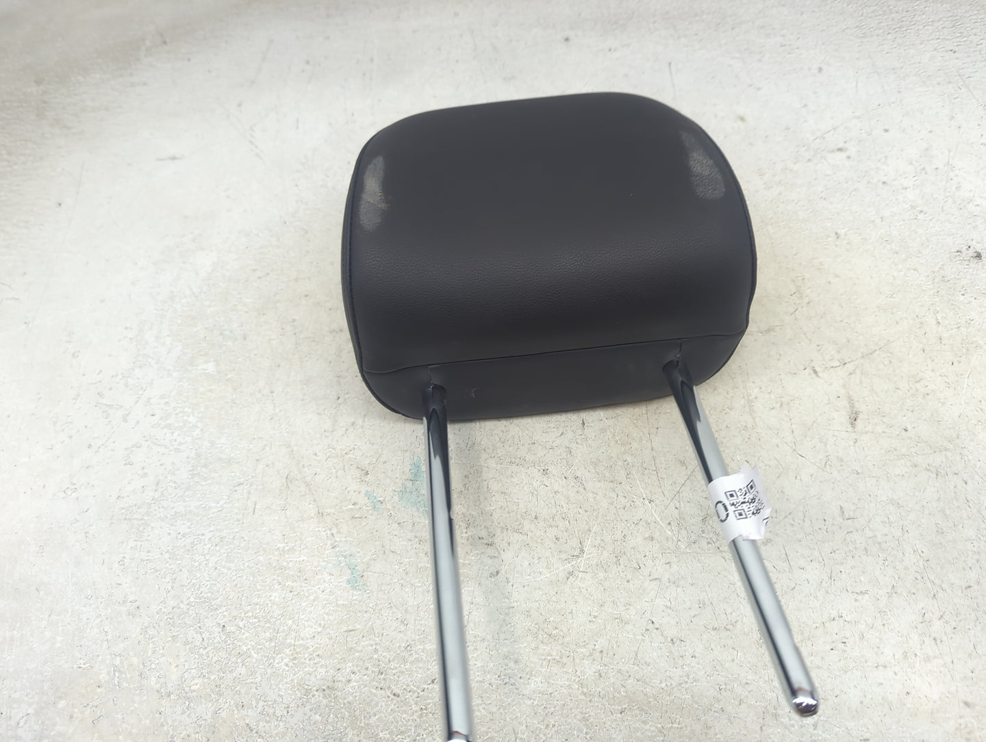 2016 Volkswagen Beetle Headrest Head Rest Front Driver Passenger Seat Fits OEM Used Auto Parts - Oemusedautoparts1.com