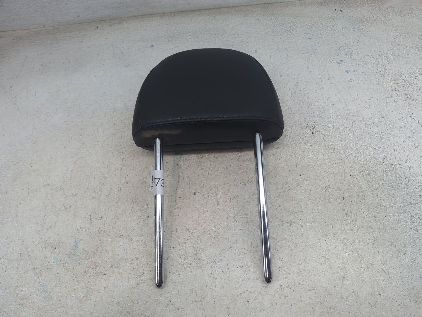 2016 Volkswagen Beetle Headrest Head Rest Front Driver Seat Black - Oemusedautoparts1.com