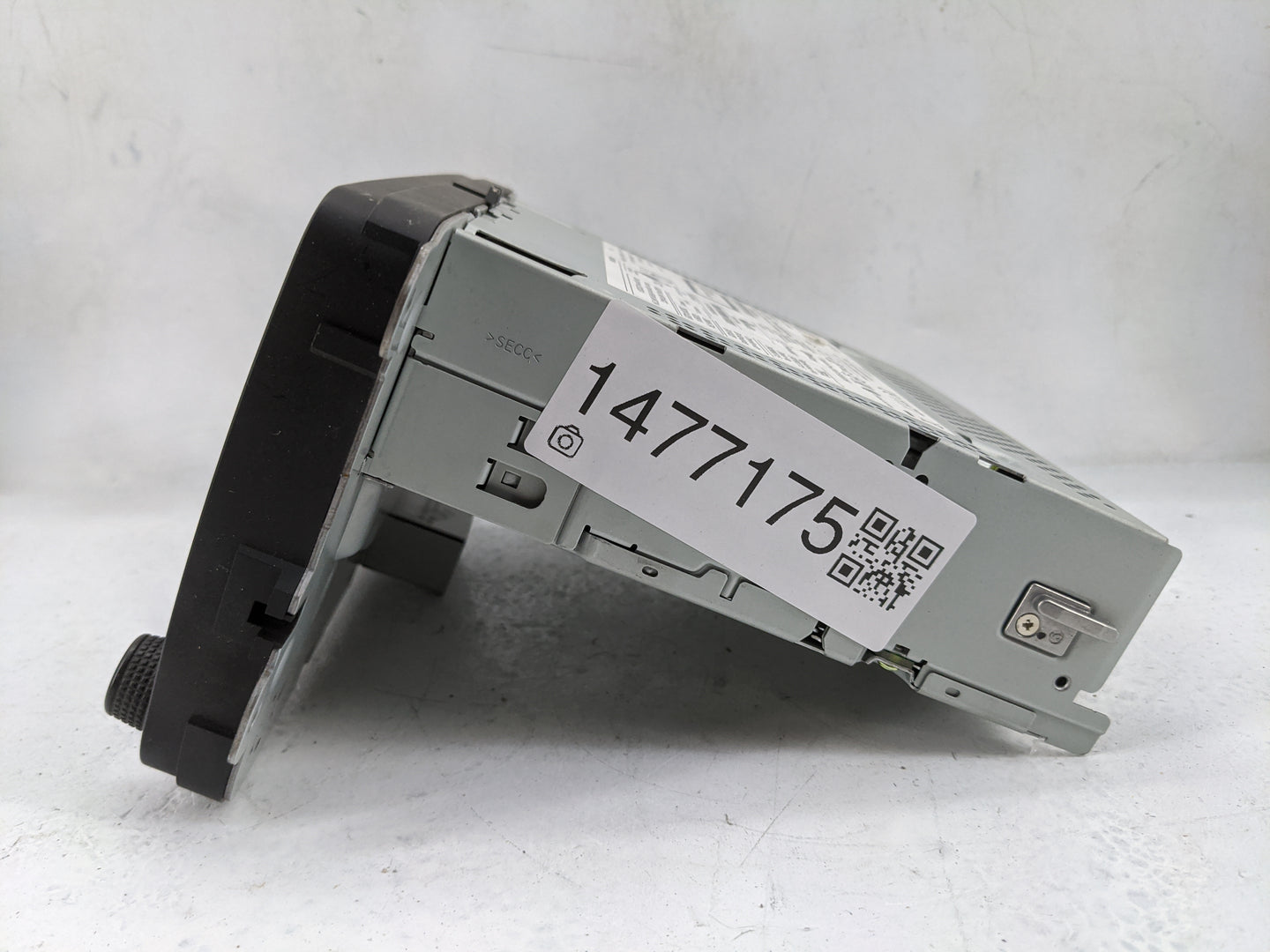 2013-2016 Volkswagen Beetle Radio AM FM Cd Player Receiver Replacement P/N:561035150 L56VW2 Fits Fits 2013 2014 2015 2016 20