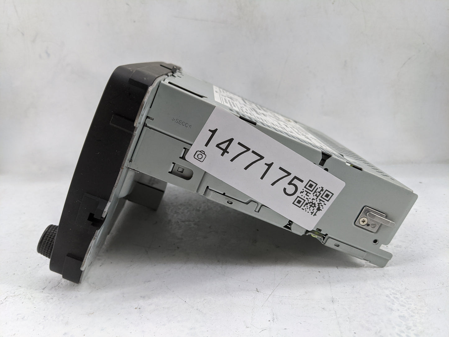 2013-2016 Volkswagen Beetle Radio AM FM Cd Player Receiver Replacement P/N:561035150 L56VW2 Fits Fits 2013 2014 2015 2016 20