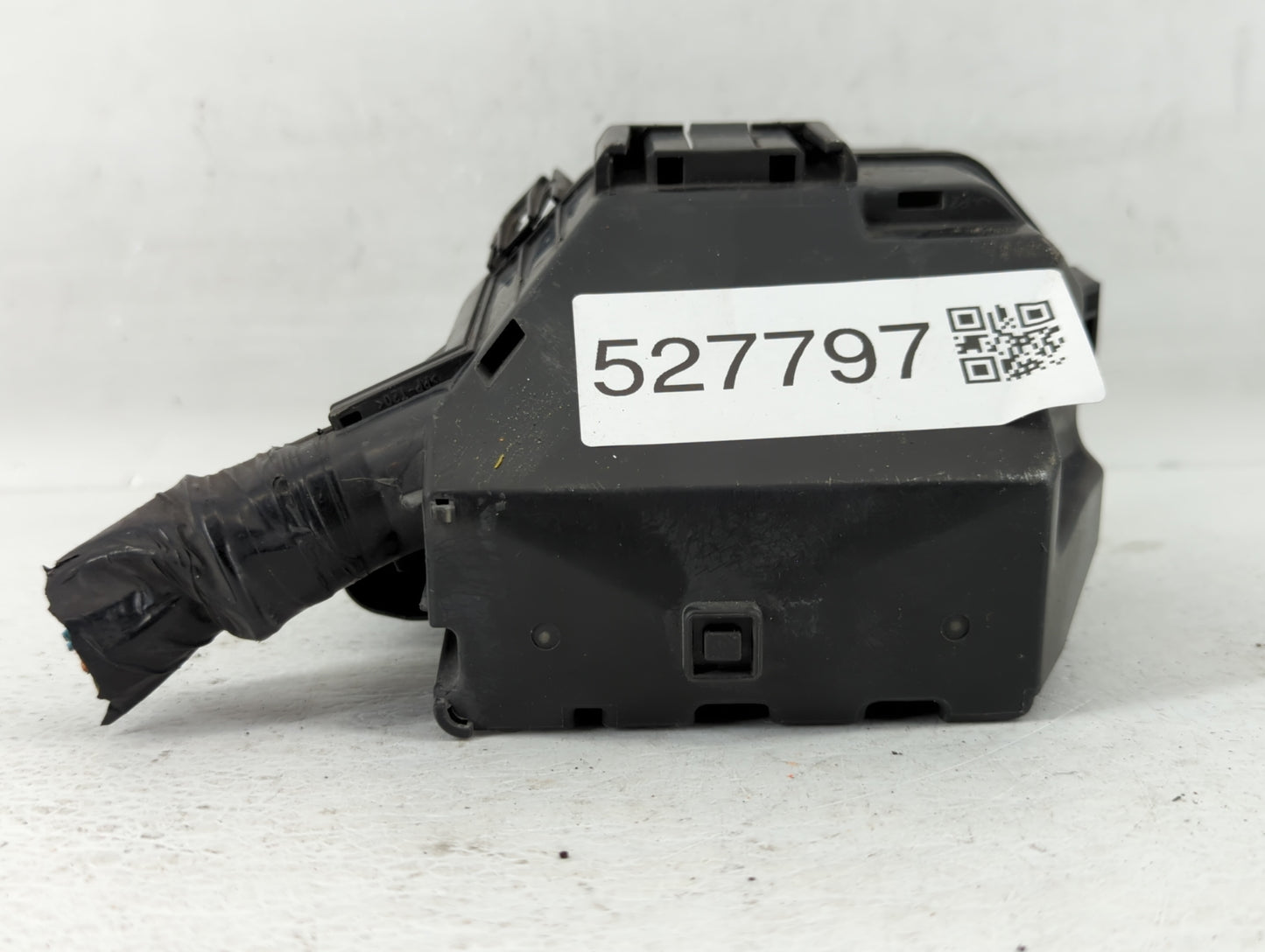 2012-2019 Volkswagen Beetle Fusebox Fuse Box Panel Relay Module P/N:4GA0A Fits Fits 2012 2013 2014 2015 2016 2017 2018 2019 