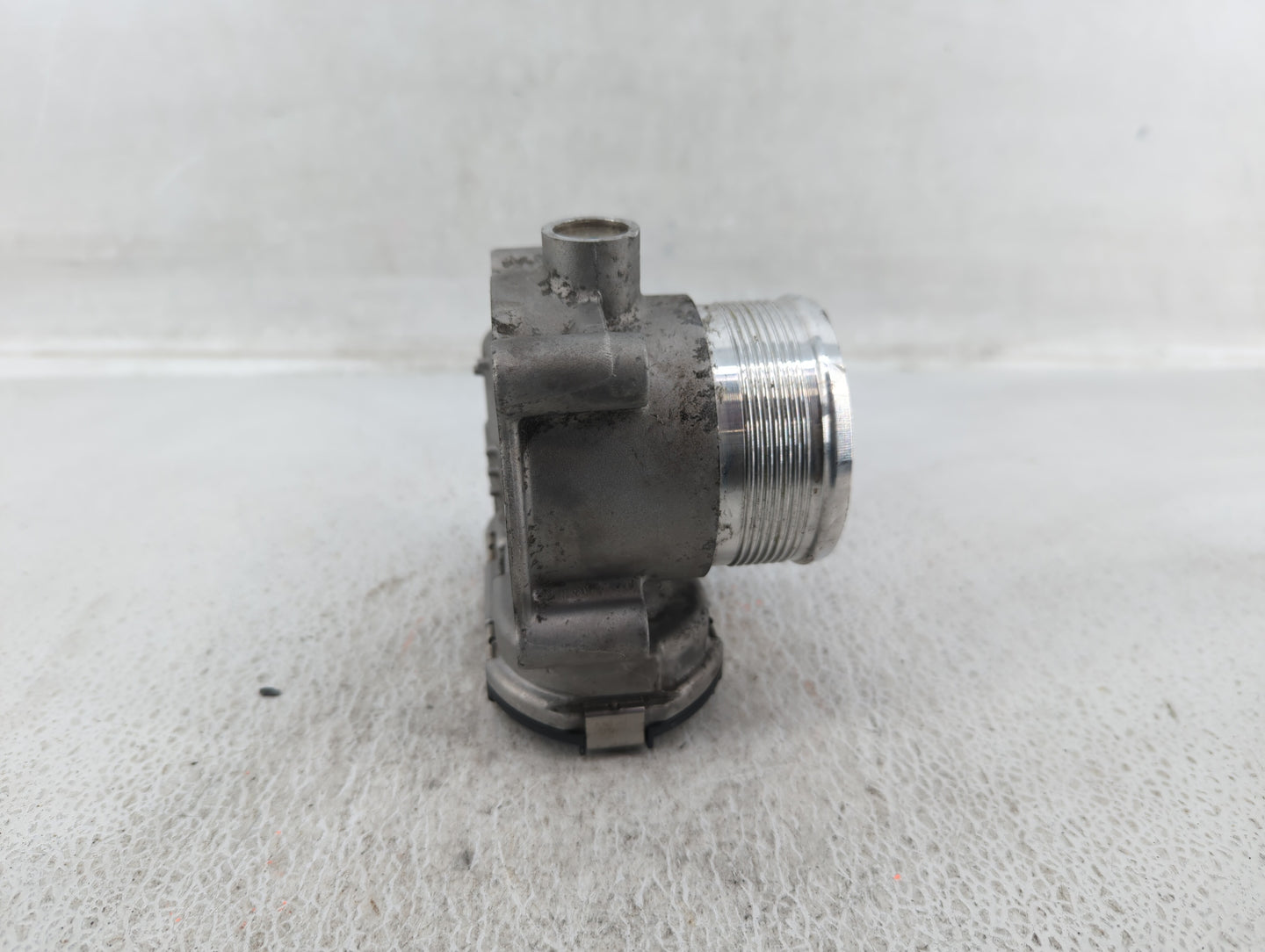 2014-2017 Volkswagen Beetle Throttle Body P/N:06K 133 062 D 06K 133 062 E Fits Fits 2014 2015 2016 2017 OEM Used Auto Parts 